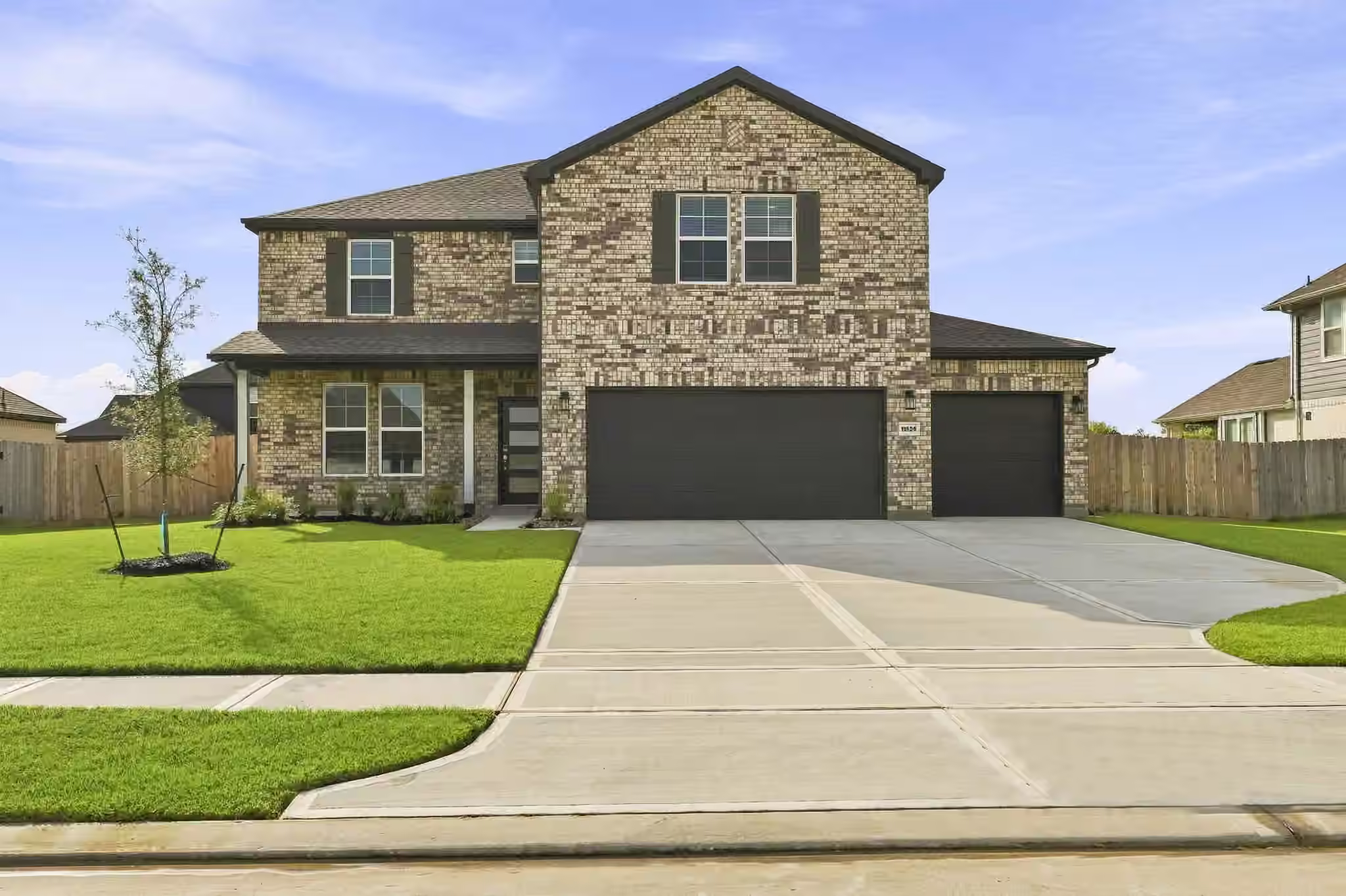 Photo of 11526 Youngquist Drive, Mont Belvieu, TX 77535