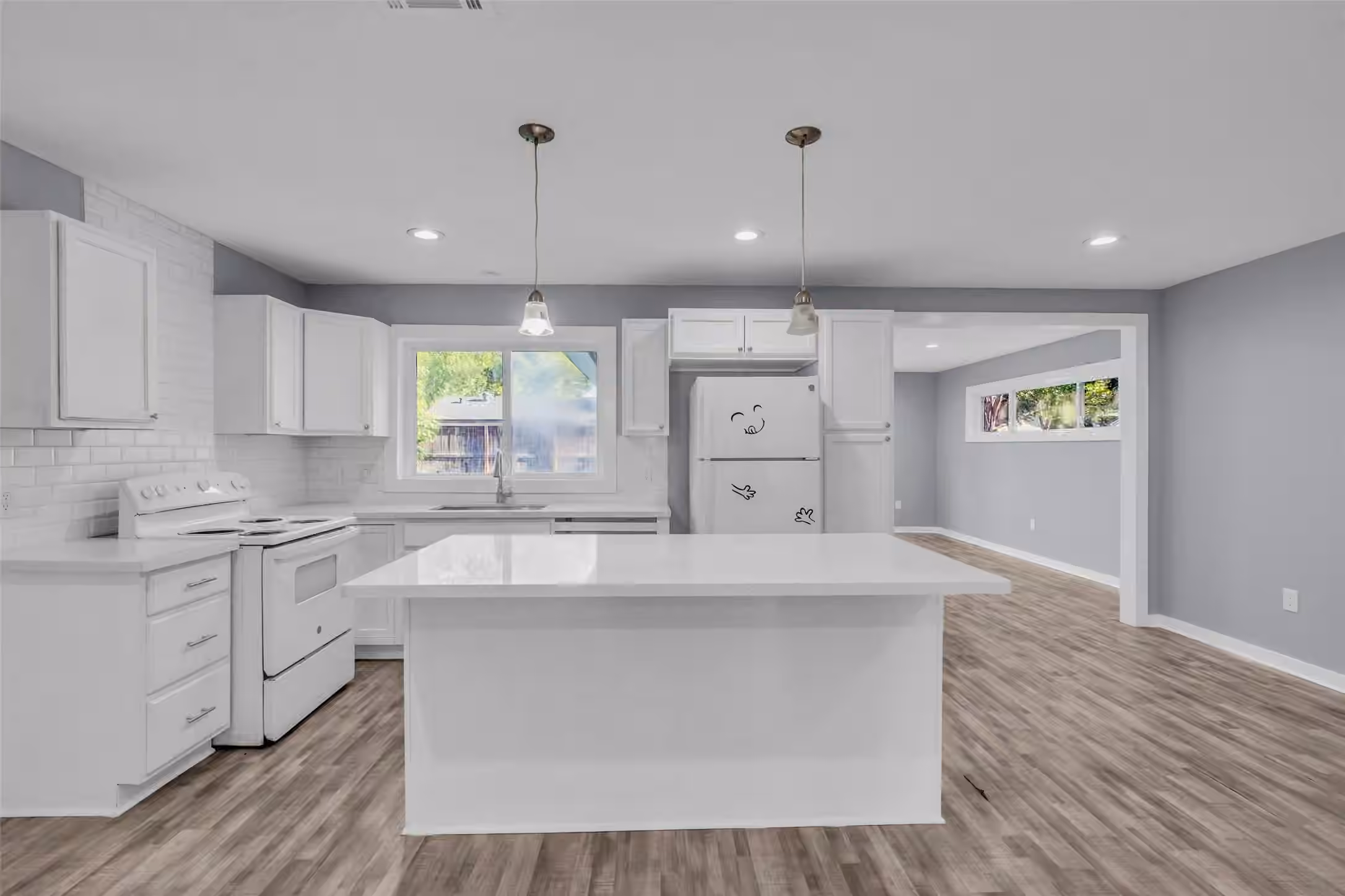 Photo 5 of 6930 Neff Street, Houston, TX