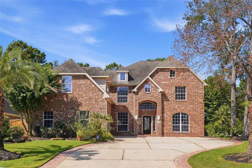 Photo of 14911 Oxford Way, Houston, TX 77069