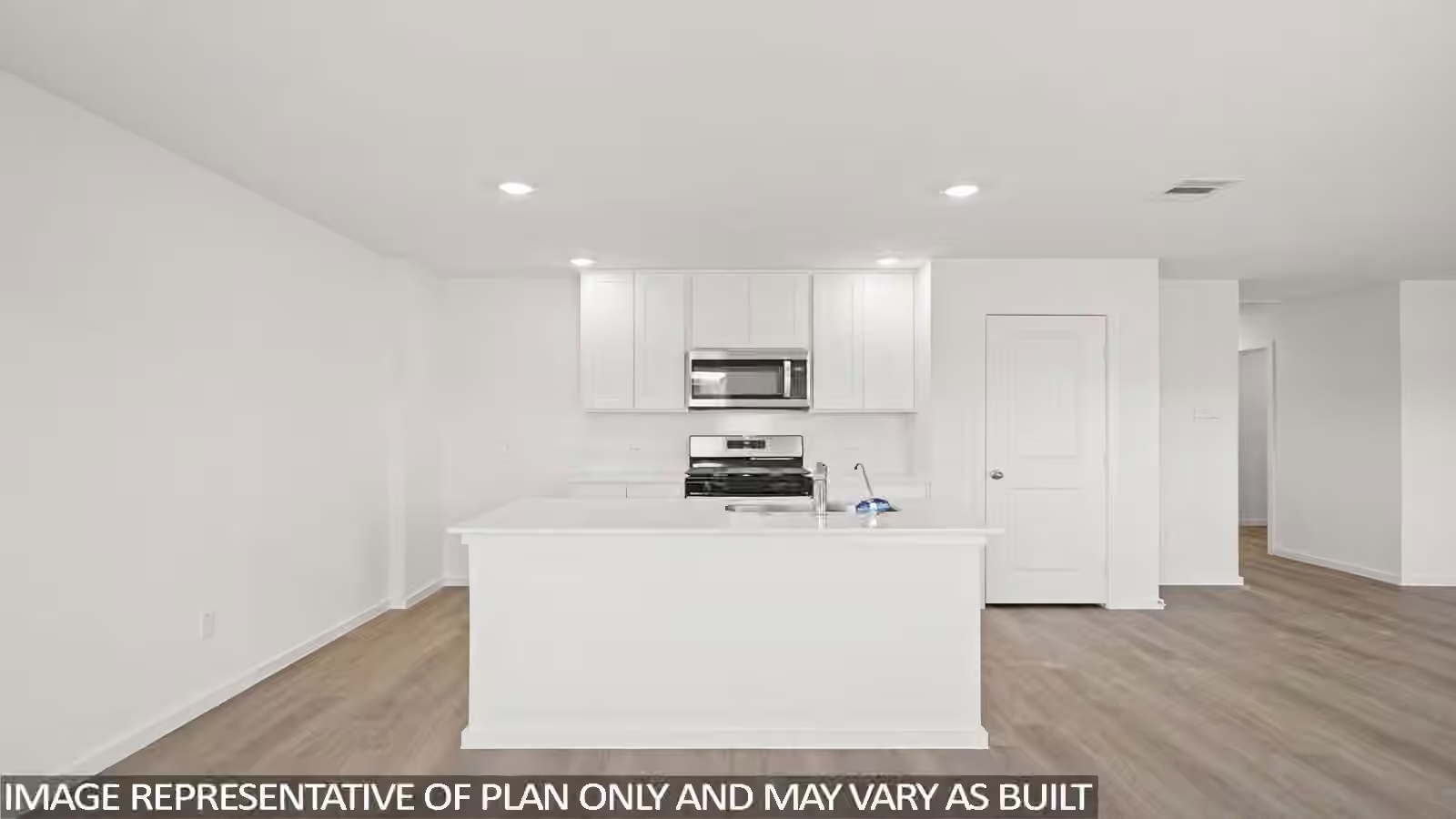 Photo 4 of 12328 Lexington Heights Drive, Willis, TX