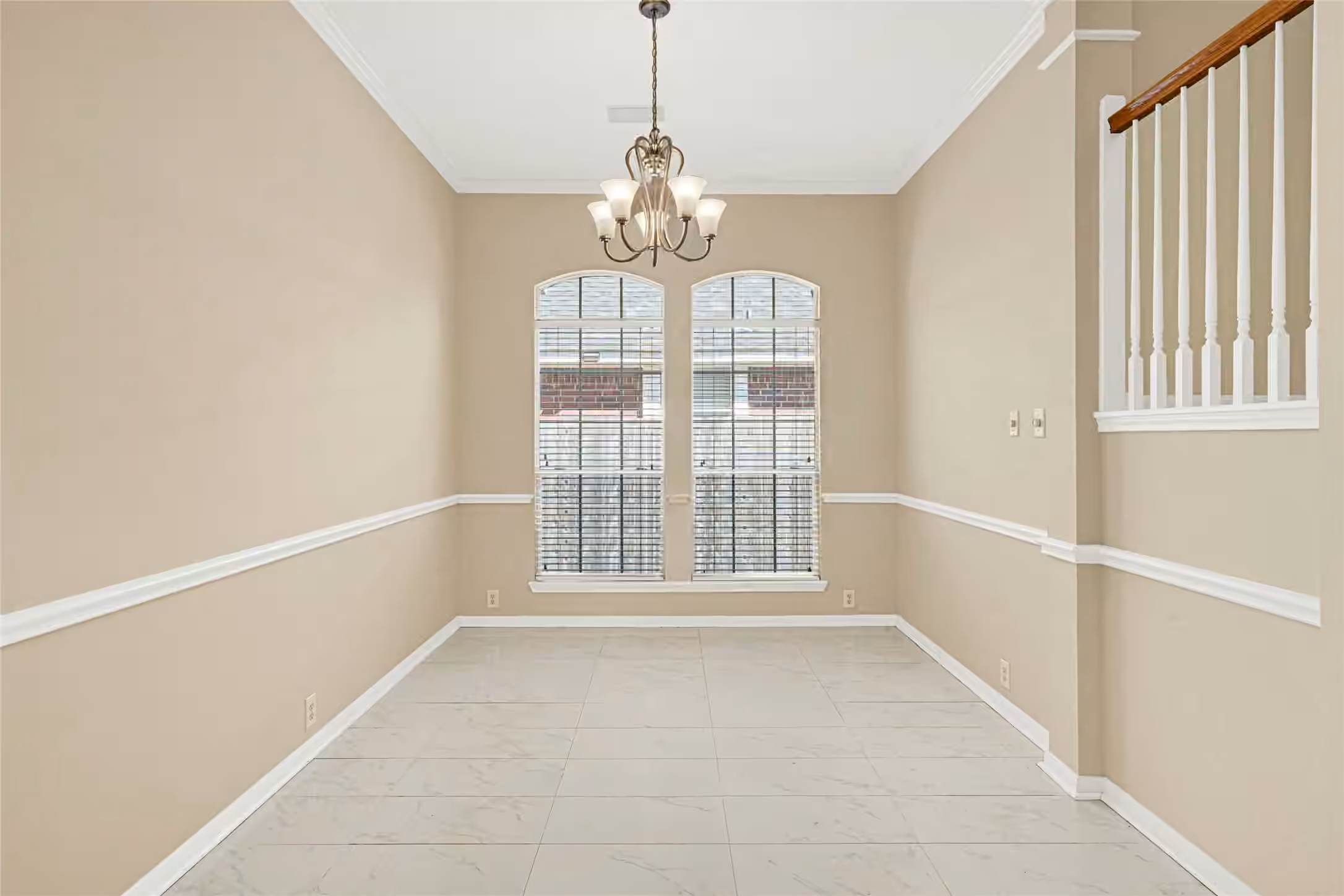 Photo 5 of 4902 Bellmead Drive, Missouri City, TX