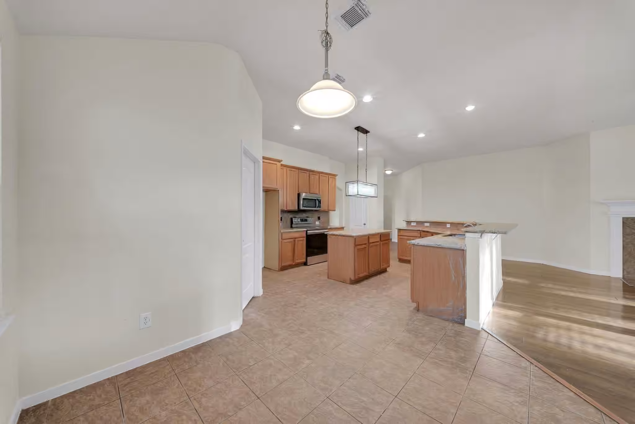 Photo 6 of 18303 Otter Creek Trail, Humble, TX