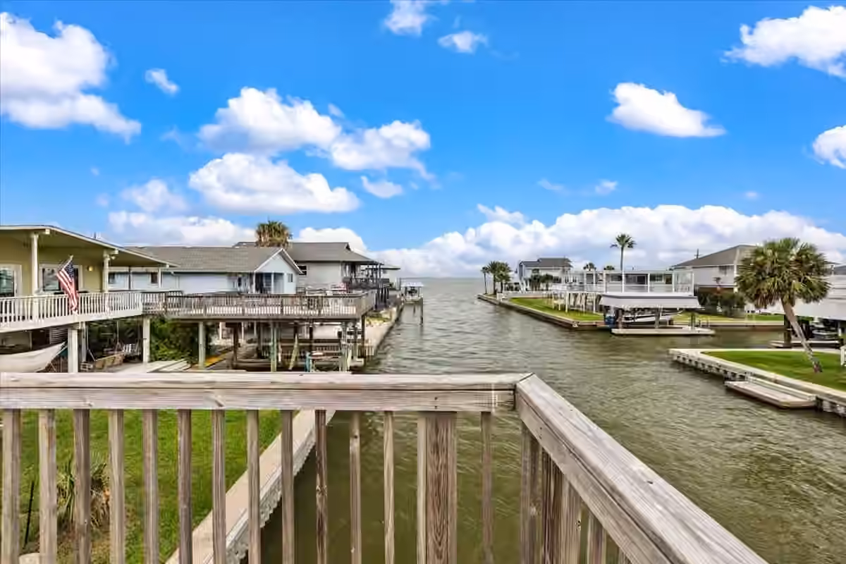 Photo 6 of 3719 Brewster Key, Galveston, TX