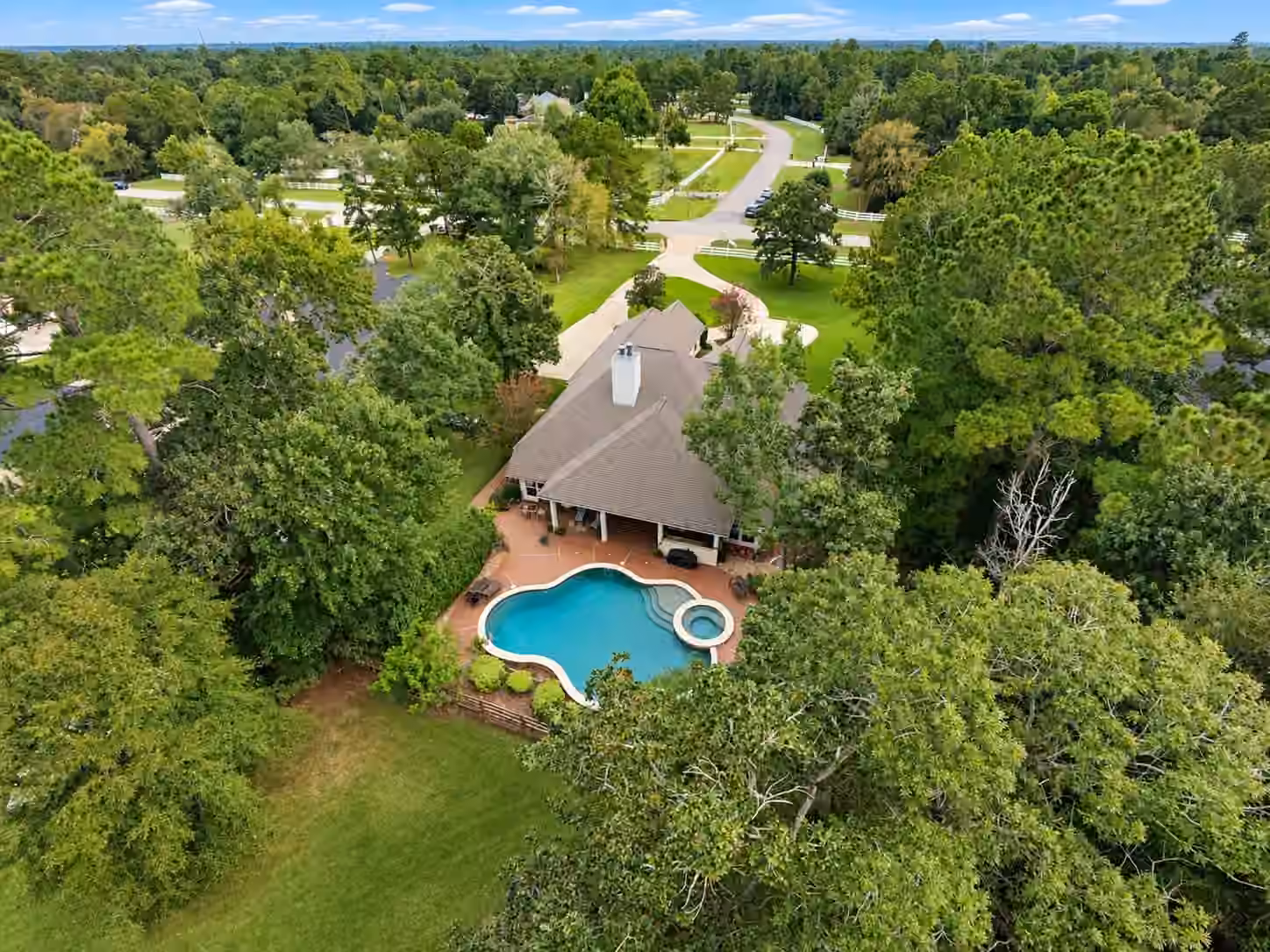 Photo of 9135 Grand Lake Estates Drive, Montgomery, TX 77316