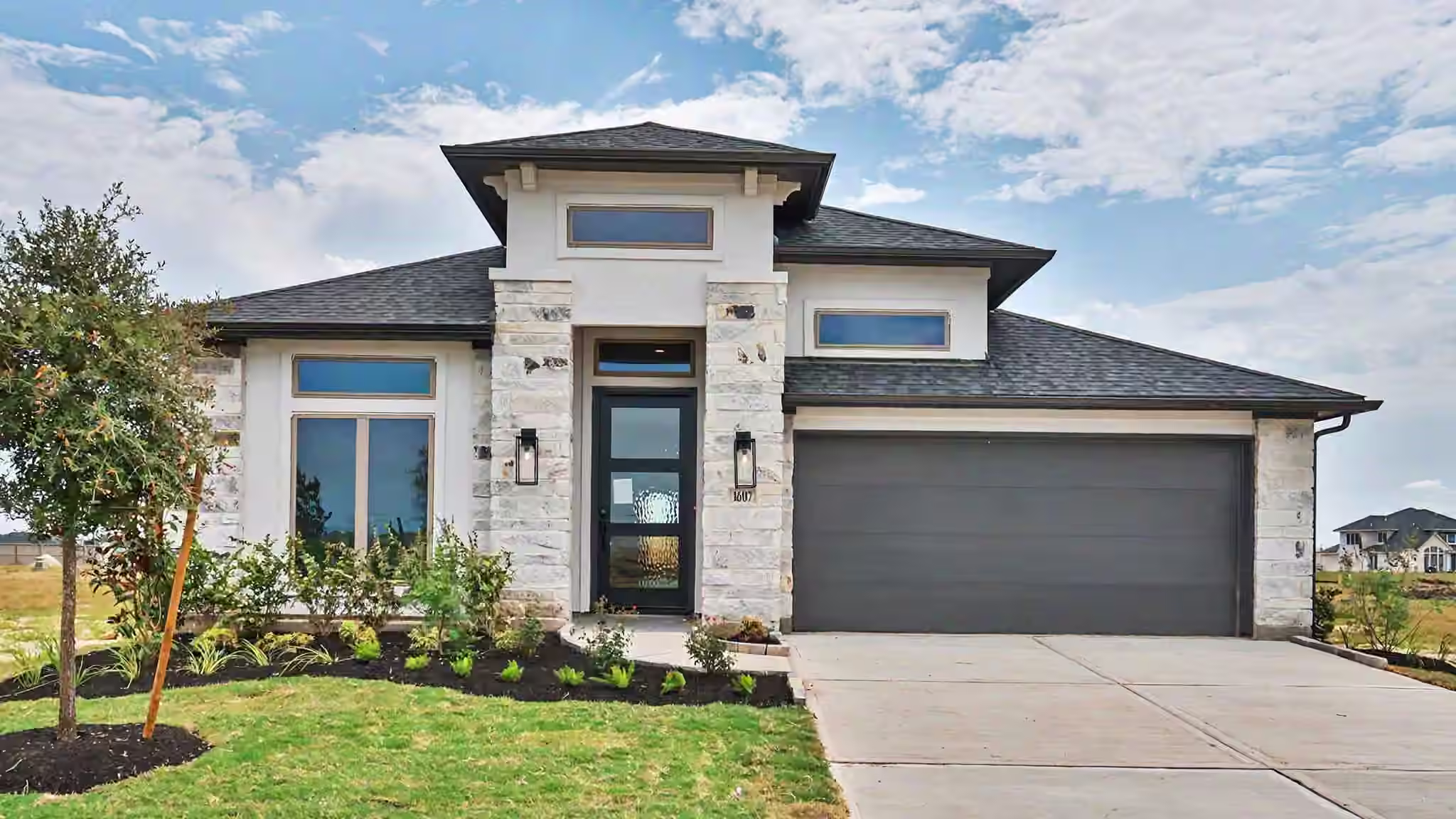 Photo of 1607 Highland Waters Drive, Richmond, TX 77469