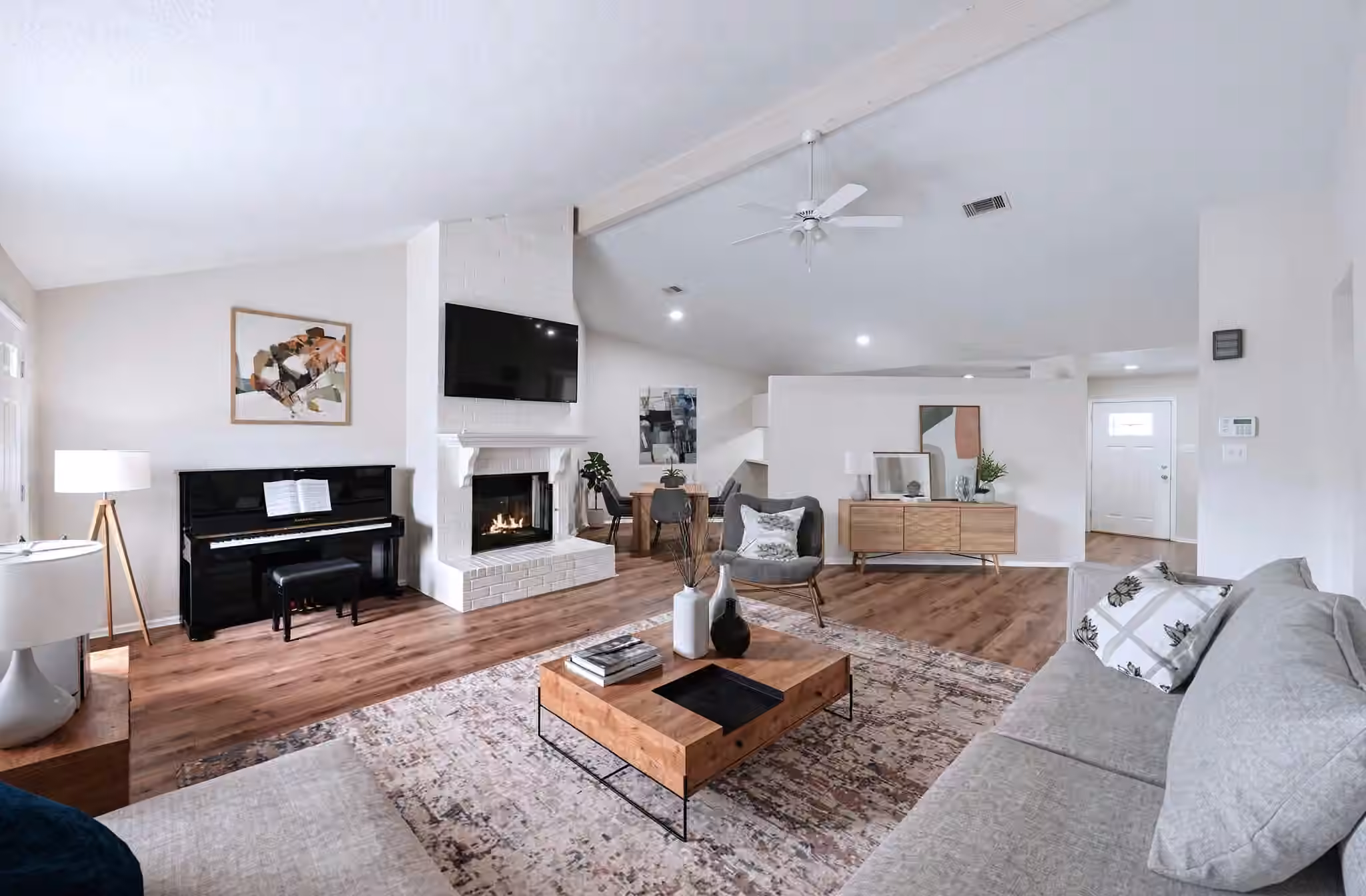 Photo 5 of 11322 Yorklyn Drive, Houston, TX