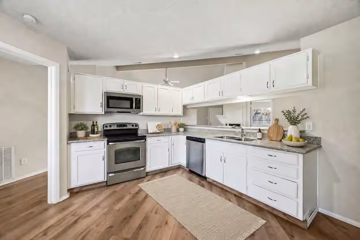 Photo 7 of 11322 Yorklyn Drive, Houston, TX