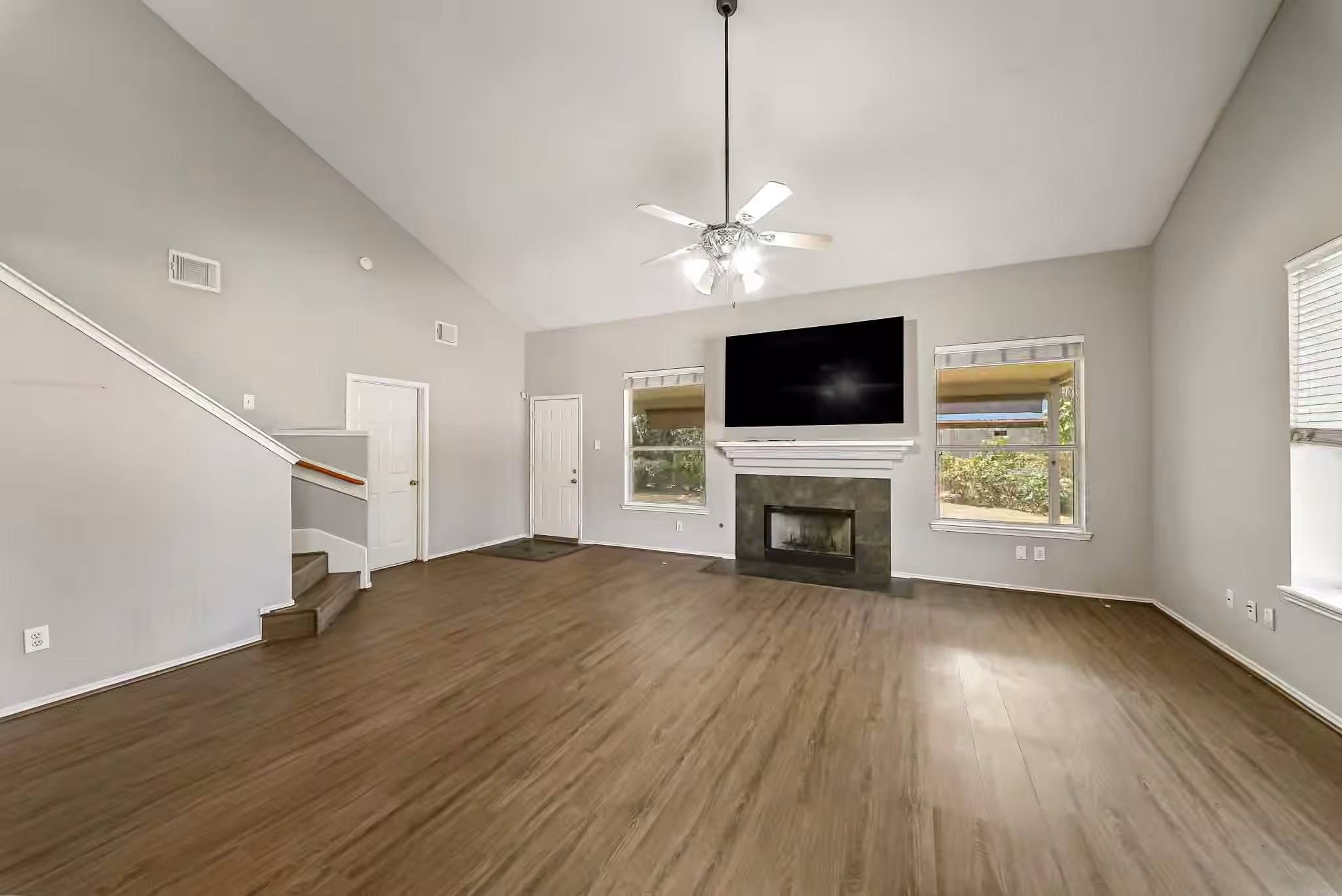 Photo 6 of 7435 Superior Drive, Baytown, TX