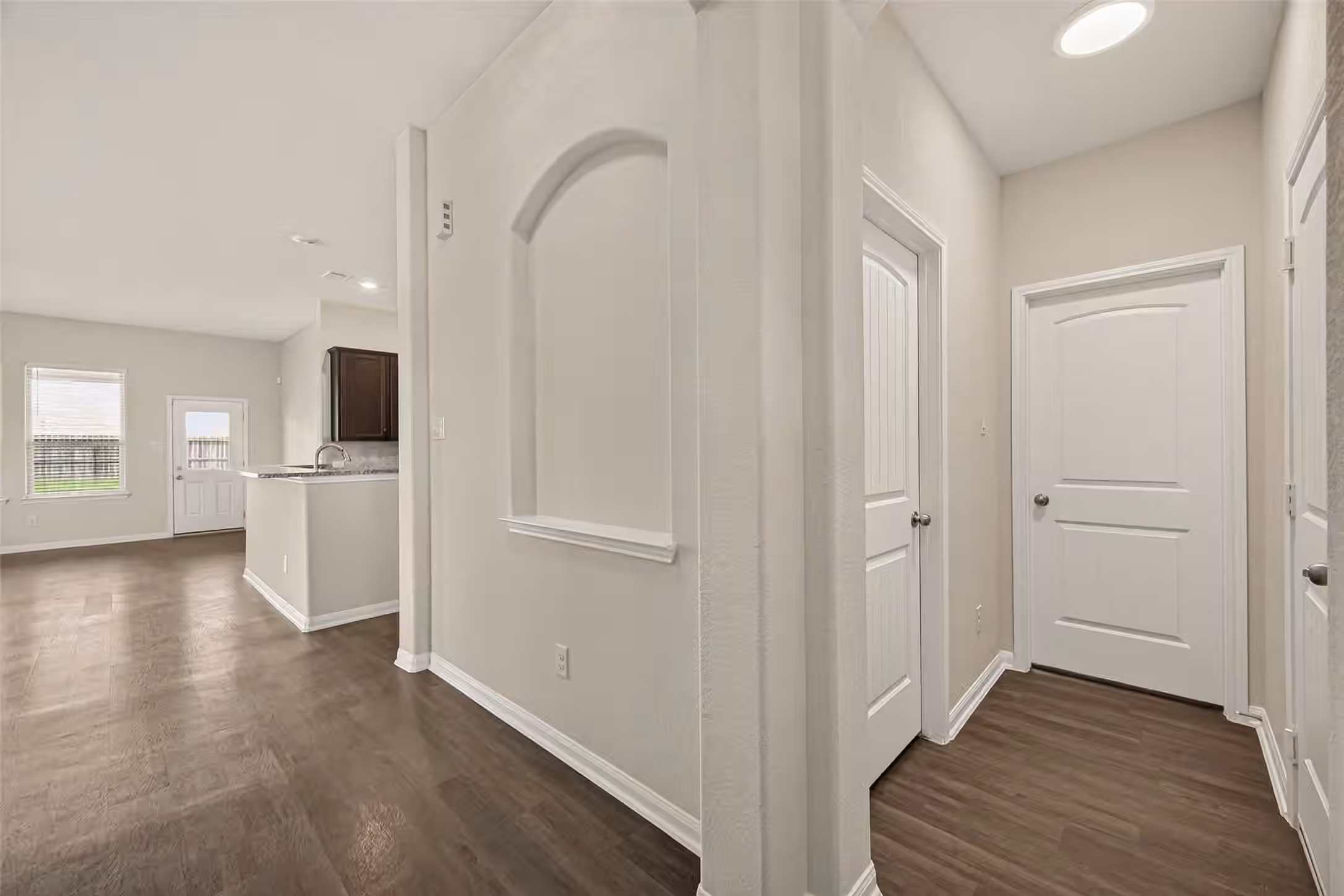 Photo 4 of 207 White Wing Lane, Sealy, TX