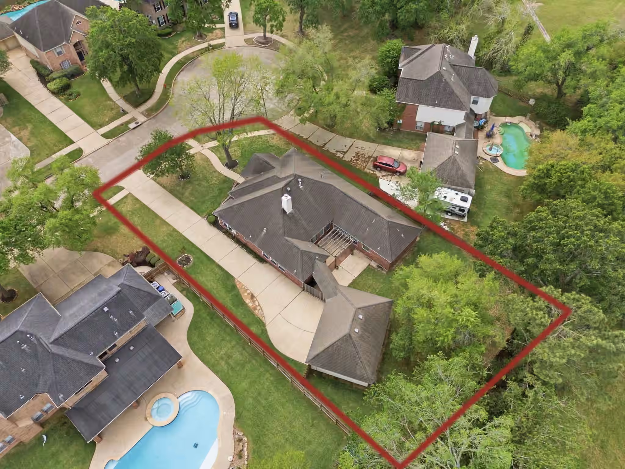 Photo 3 of 304 Melodywood Drive, Friendswood, TX