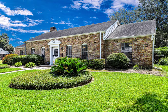 Photo 2 of 614 Val Lena Drive, Houston, TX