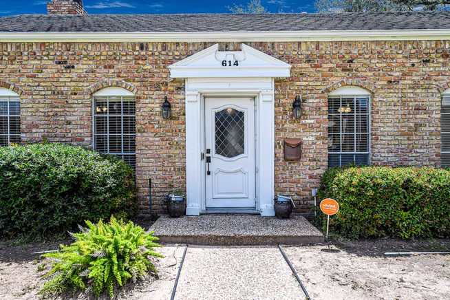 Photo 3 of 614 Val Lena Drive, Houston, TX