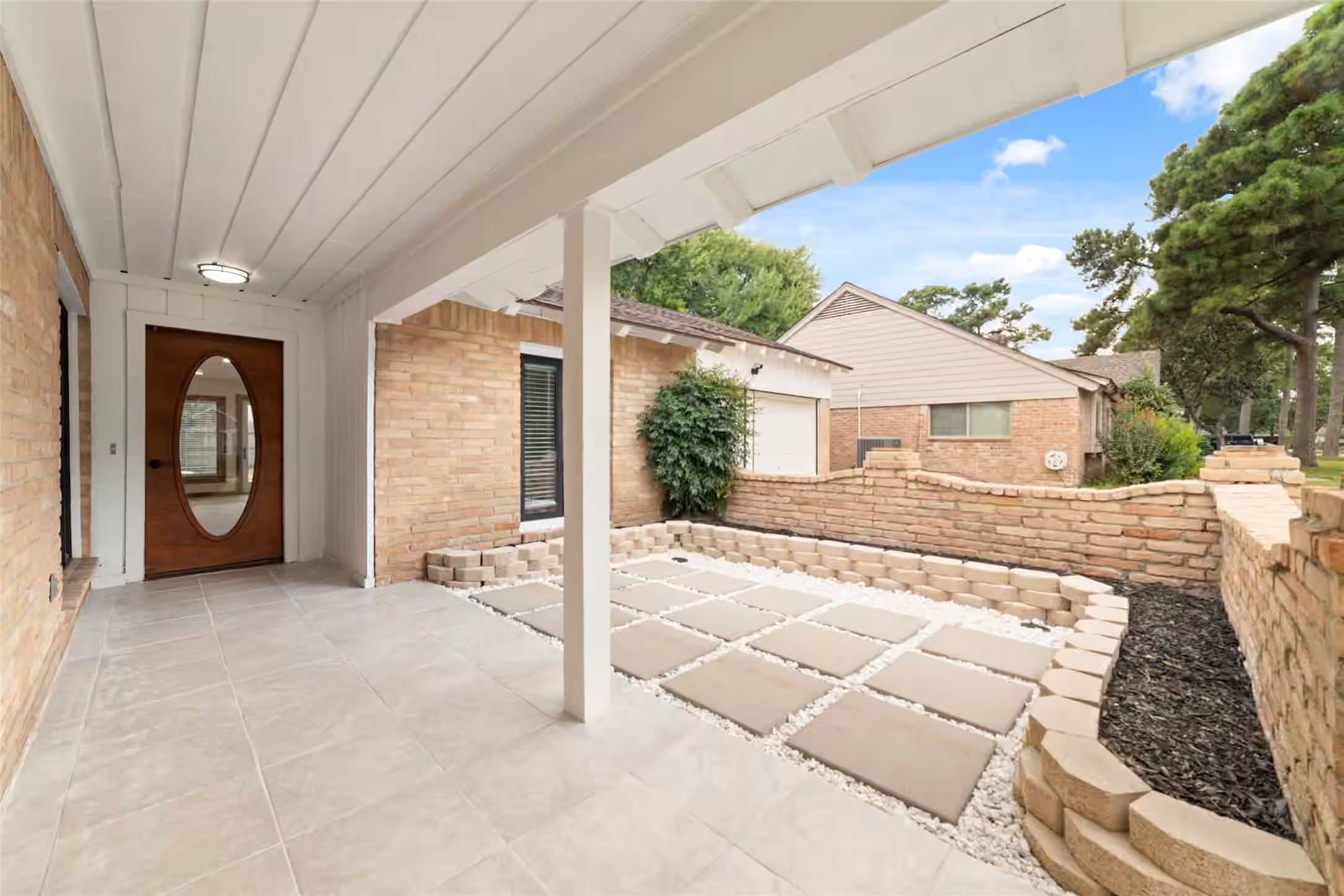 Photo 6 of 11411 Ash Creek Drive, Houston, TX