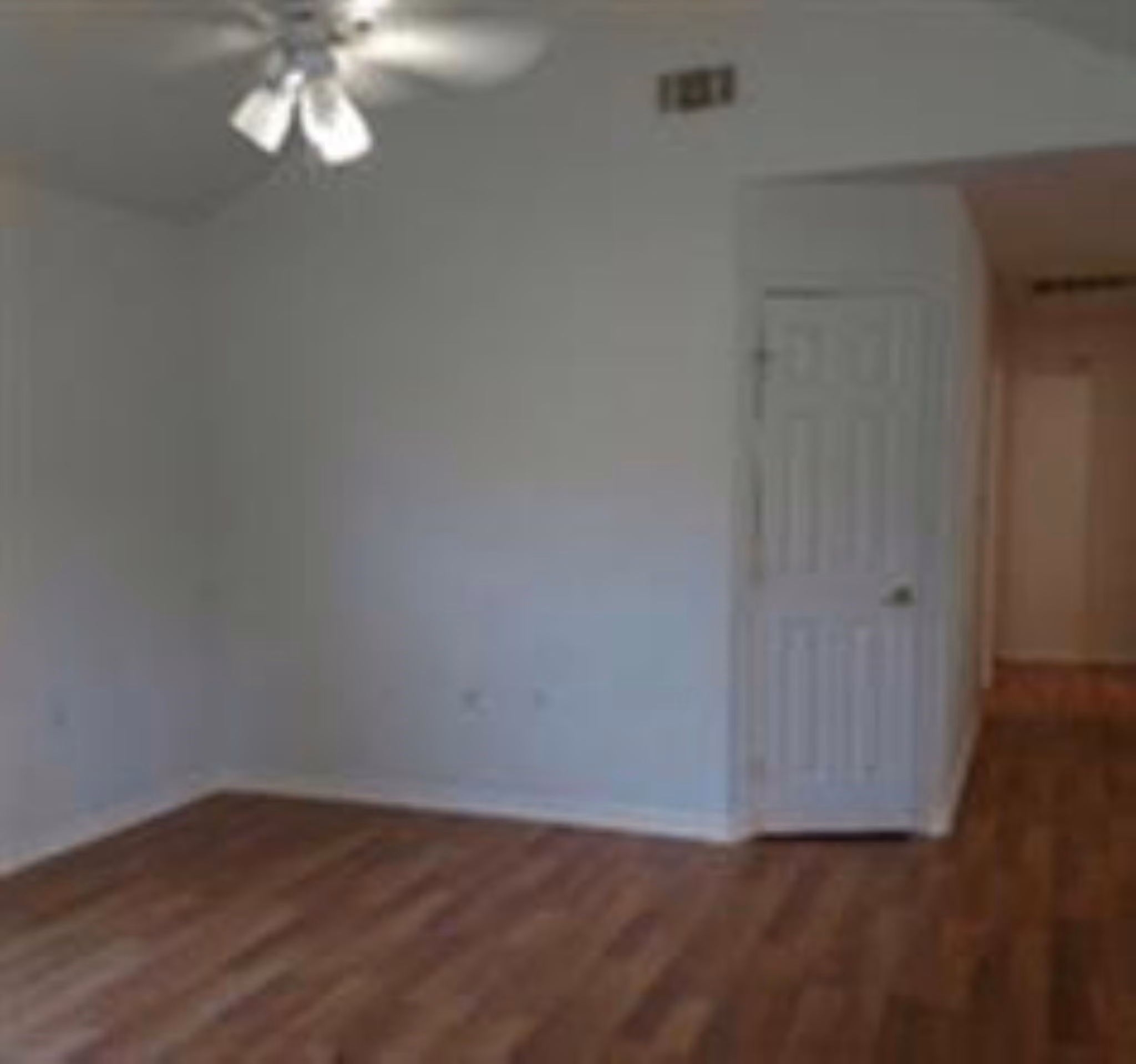 Photo 6 of 1131 W Front Street, Sealy, TX