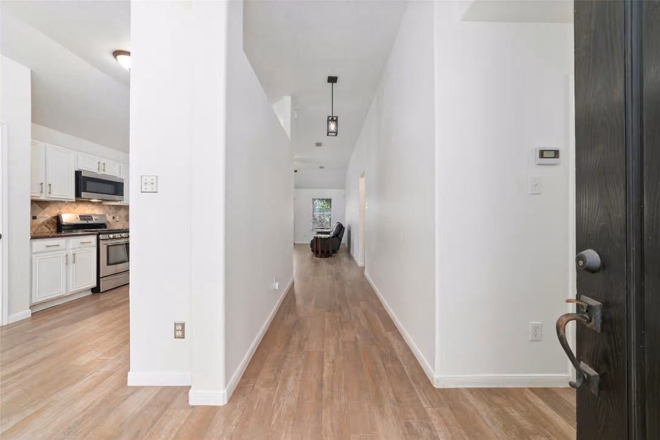 Photo 4 of 13605 Trail Meadow Lane, Rosharon, TX