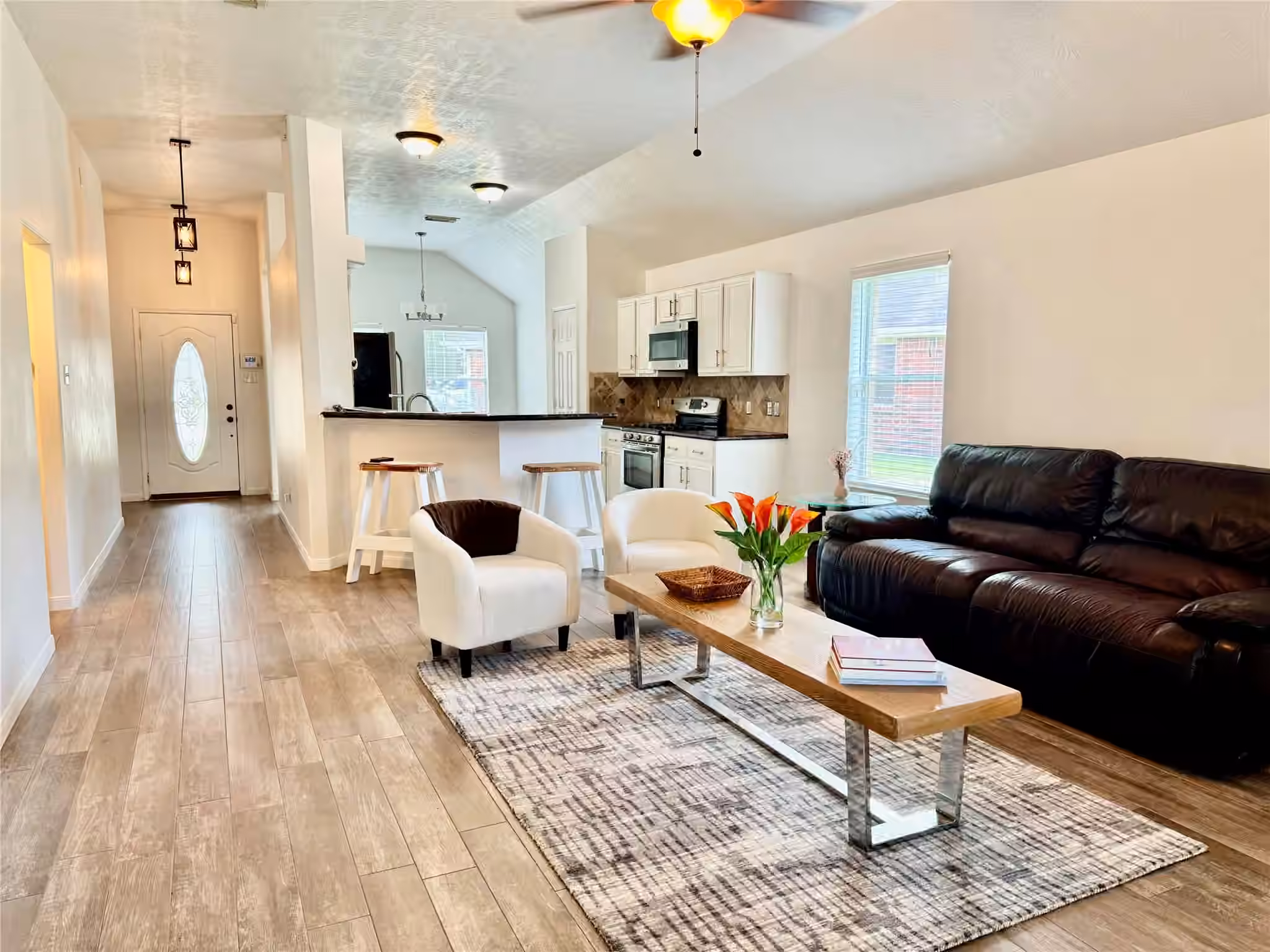 Photo 7 of 13605 Trail Meadow Lane, Rosharon, TX