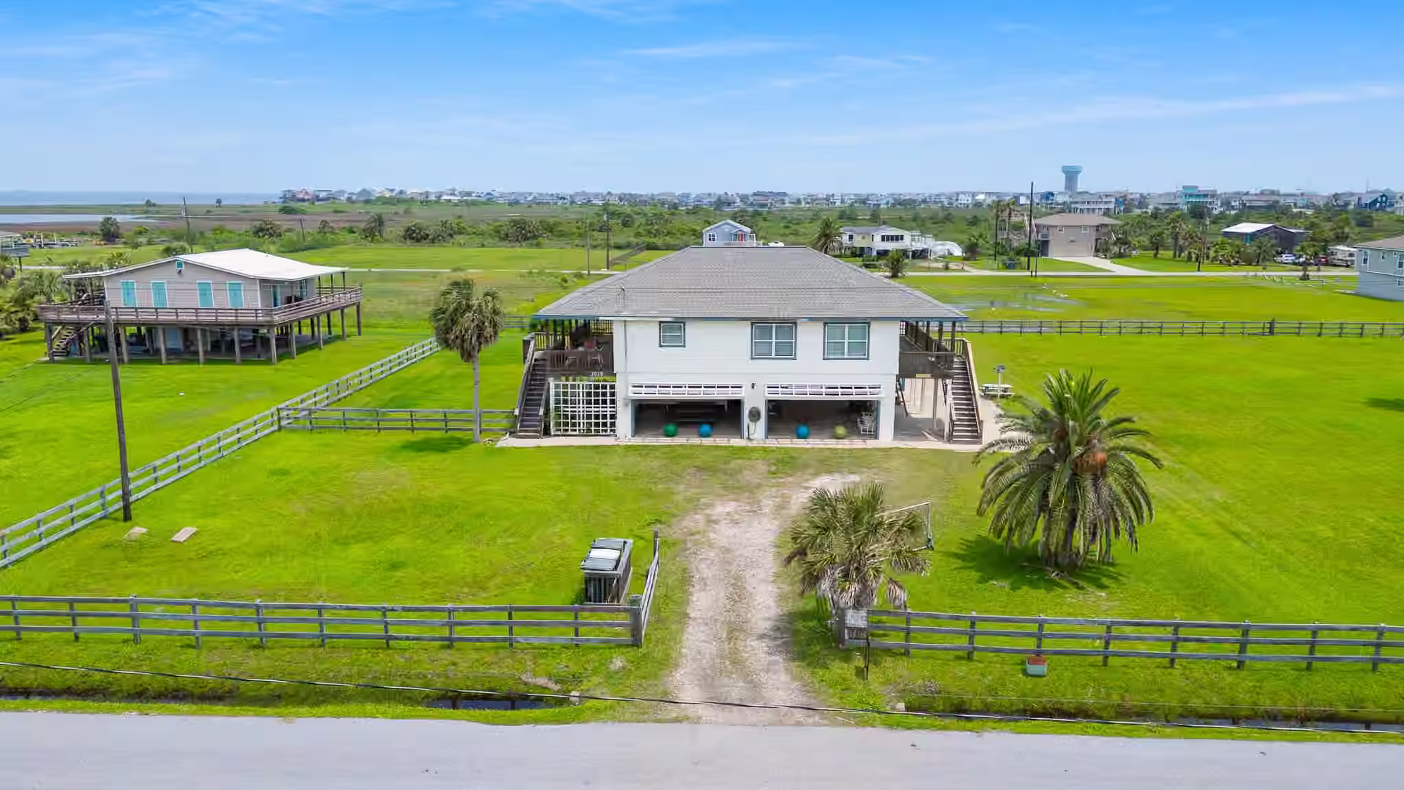 Photo of 3919 2nd Street, Galveston, TX 77554