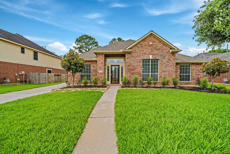 Photo of 15211 Waverly Canyon Court, Cypress, TX 77429
