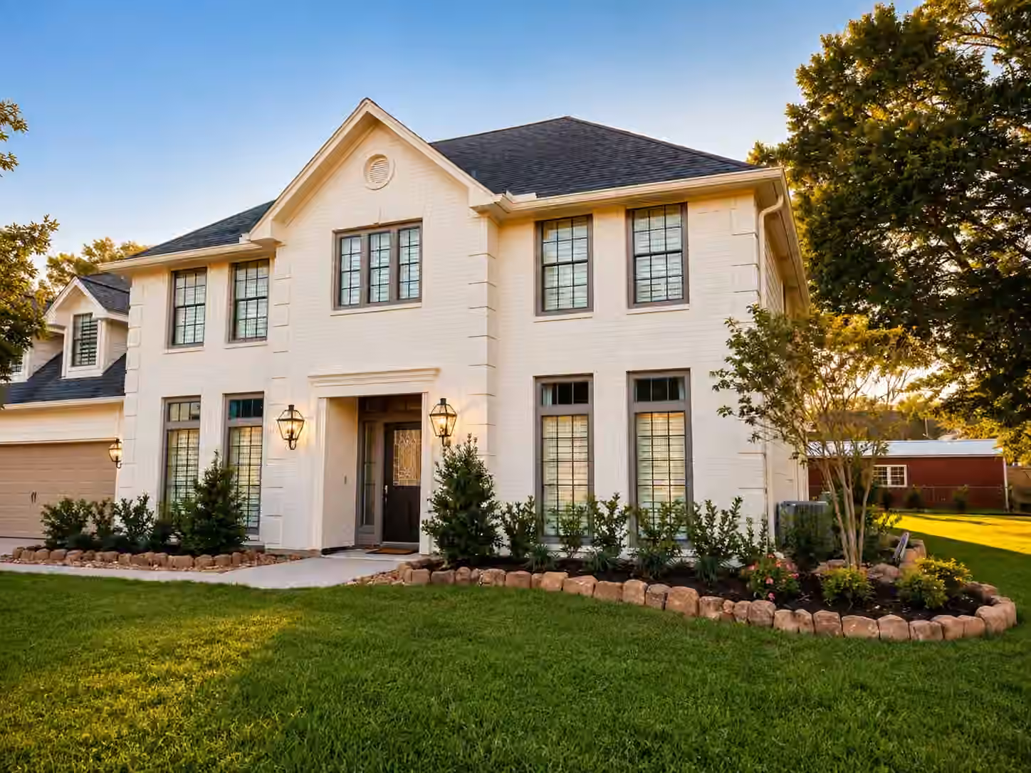 Photo of 12810 Fisher Drive, Mont Belvieu, TX