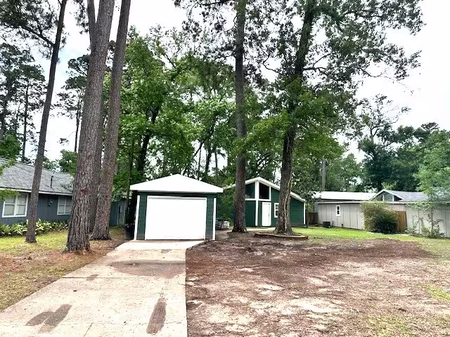 Photo of 2019 Indian Shores Road, Crosby, TX