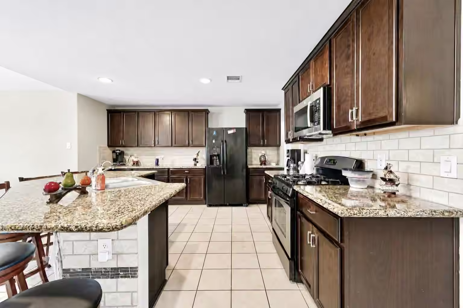Photo 4 of 18203 Sonora Brook Lane, Richmond, TX