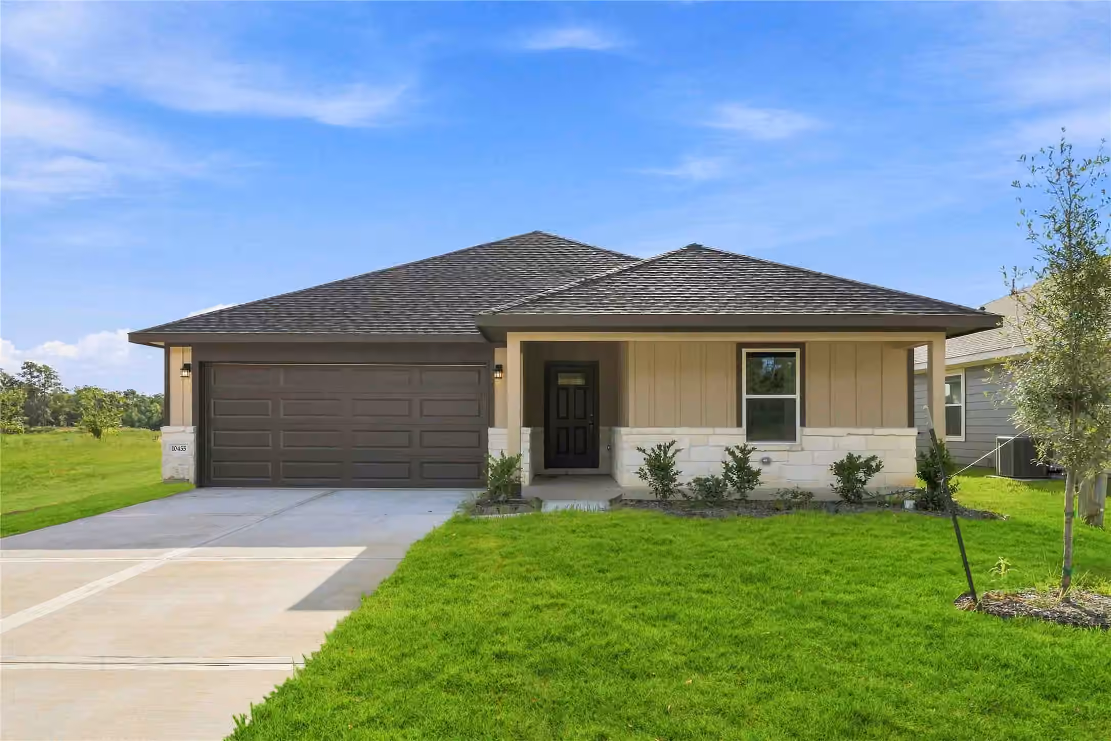 Photo of 10435 Sugar Mill Dr, Conroe, TX 77306