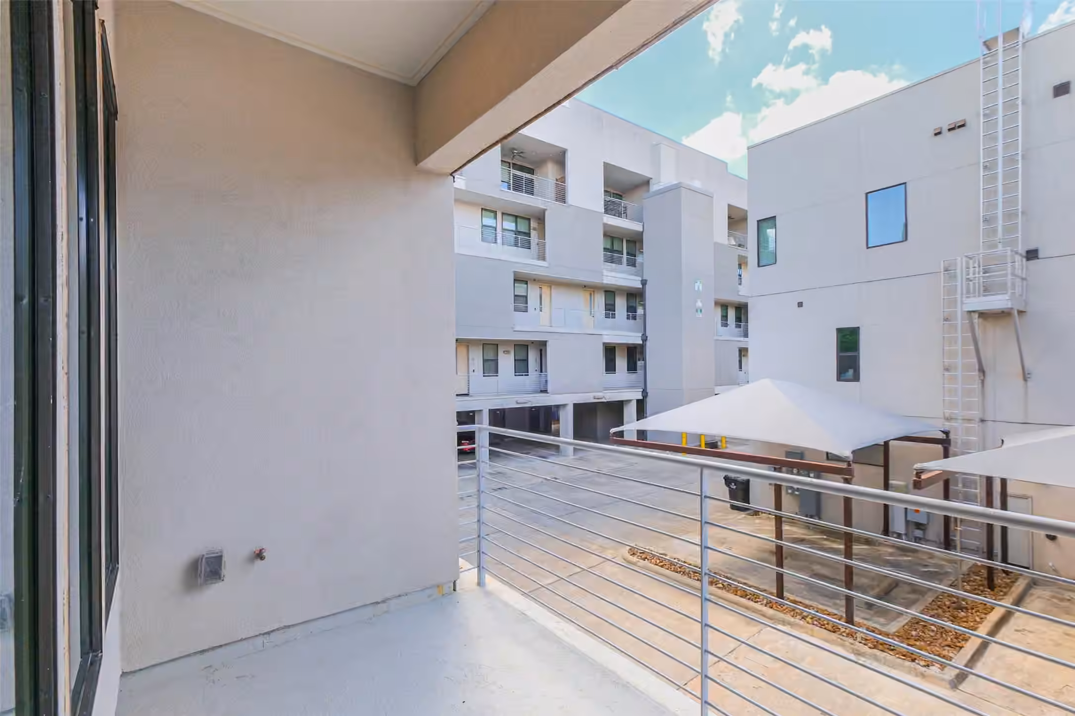 Photo 4 of 2401 Crawford Street C1B, Houston, TX