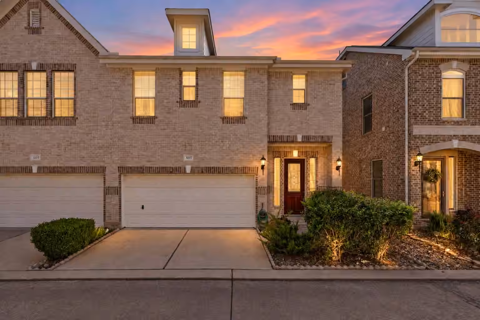 Photo of 3207 Holly Shores Drive, Houston, TX