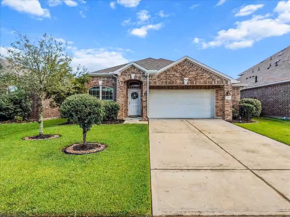 Photo of 732 Cedar Gate Lane, La Marque, TX 77568
