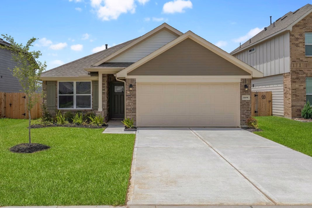 Photo 2 of 10690 Ellerston Road, Cleveland, TX