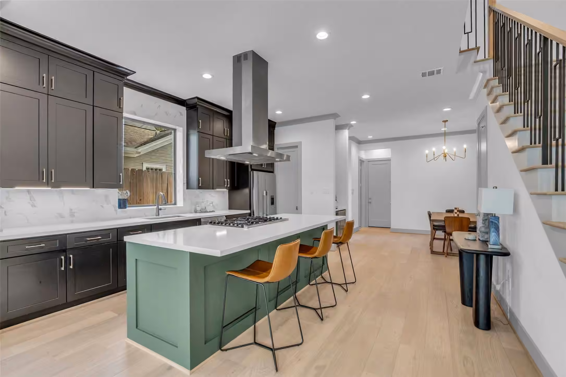 Photo 2 of 1724 Ridgewood Street, Houston, TX