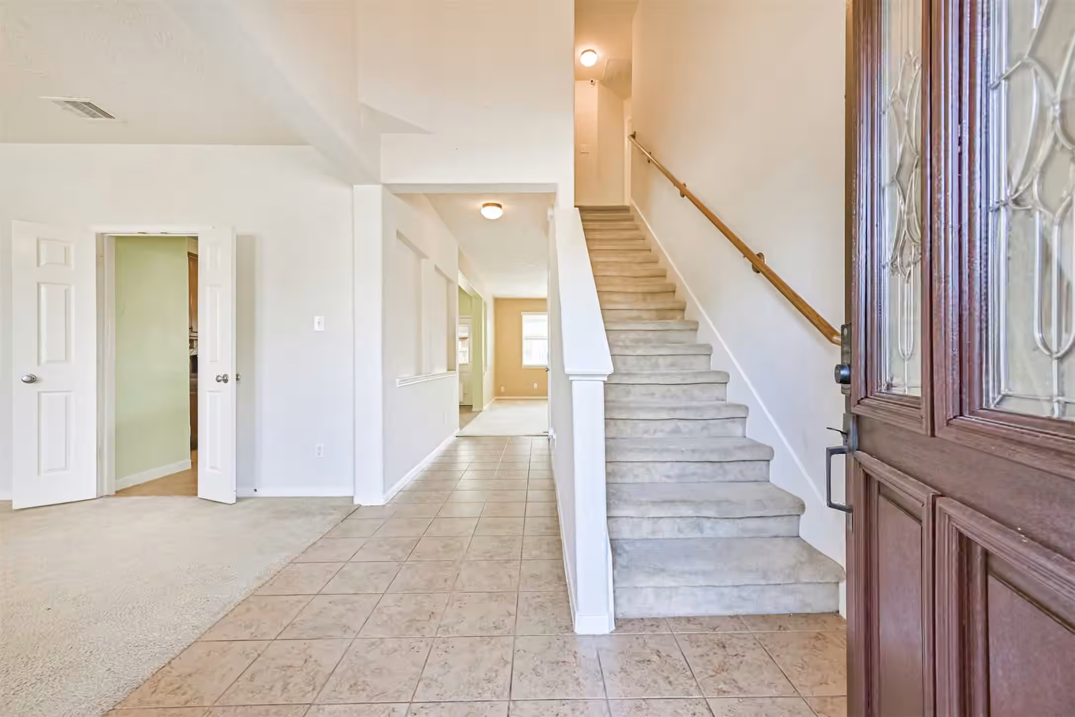 Photo 4 of 4605 Meadow Way Drive, Deer Park, TX