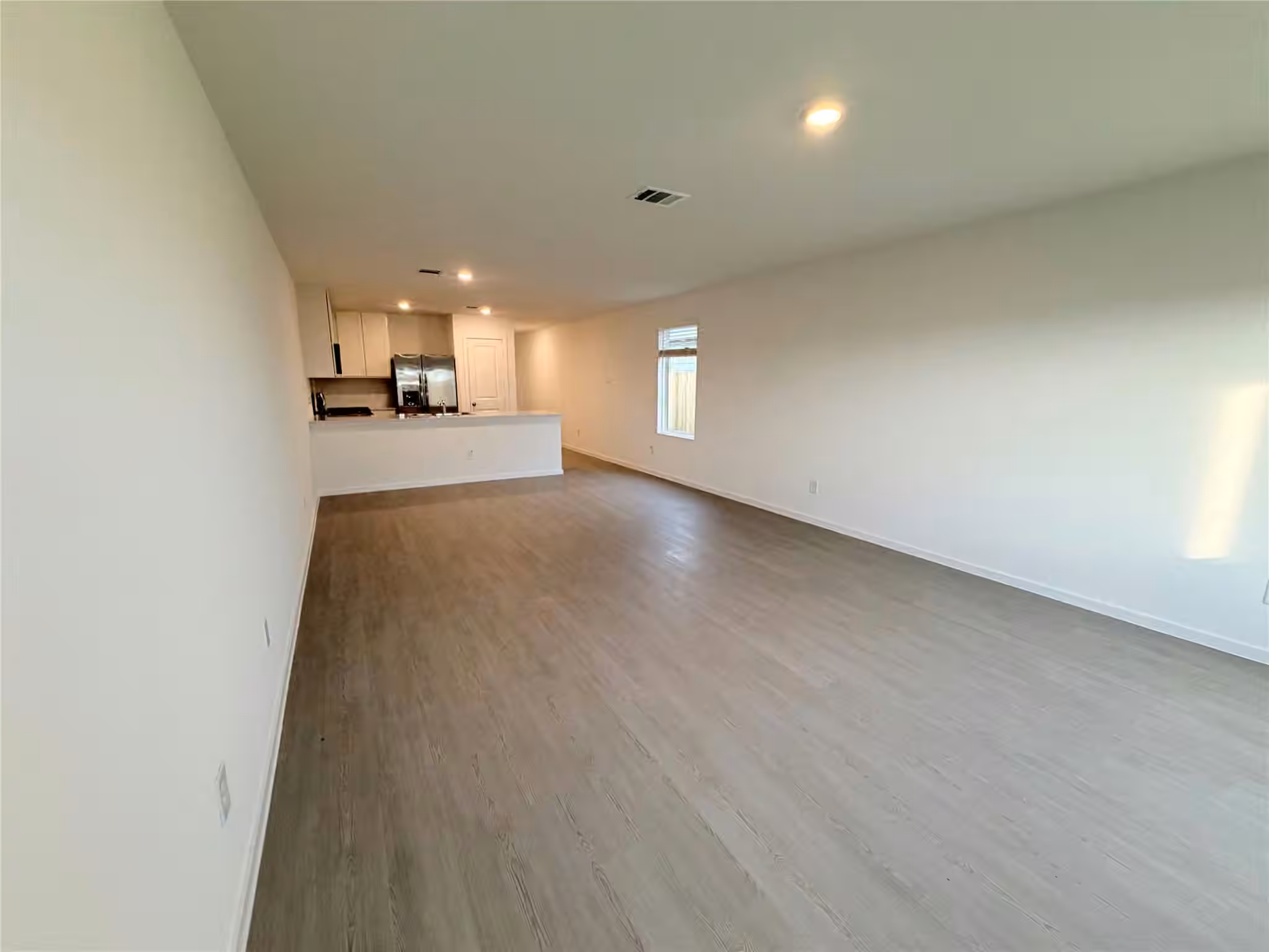 Photo 4 of 1312 Charlotte Way, Wharton, TX