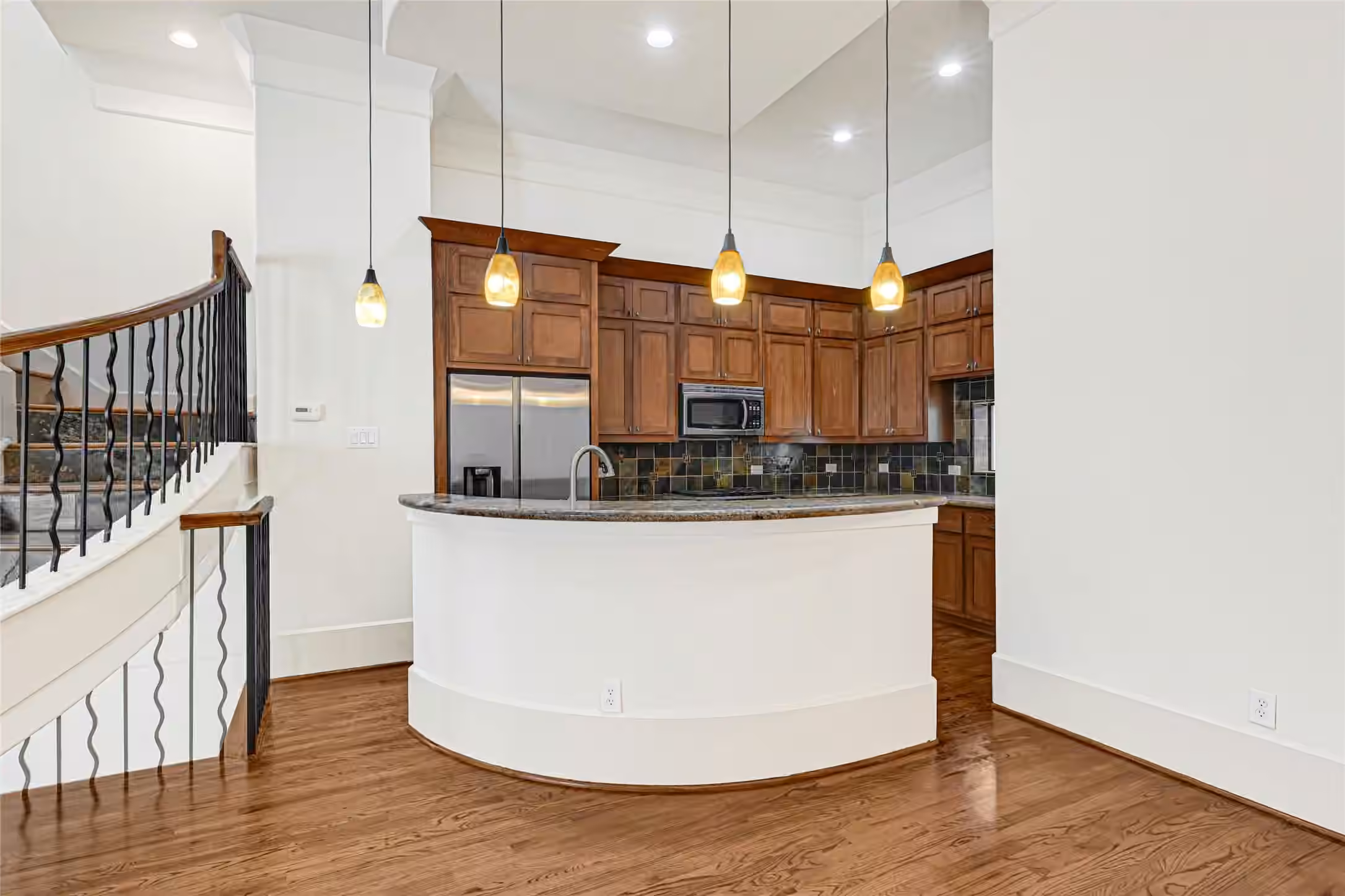 Photo 2 of 707 Reinicke Street, Houston, TX