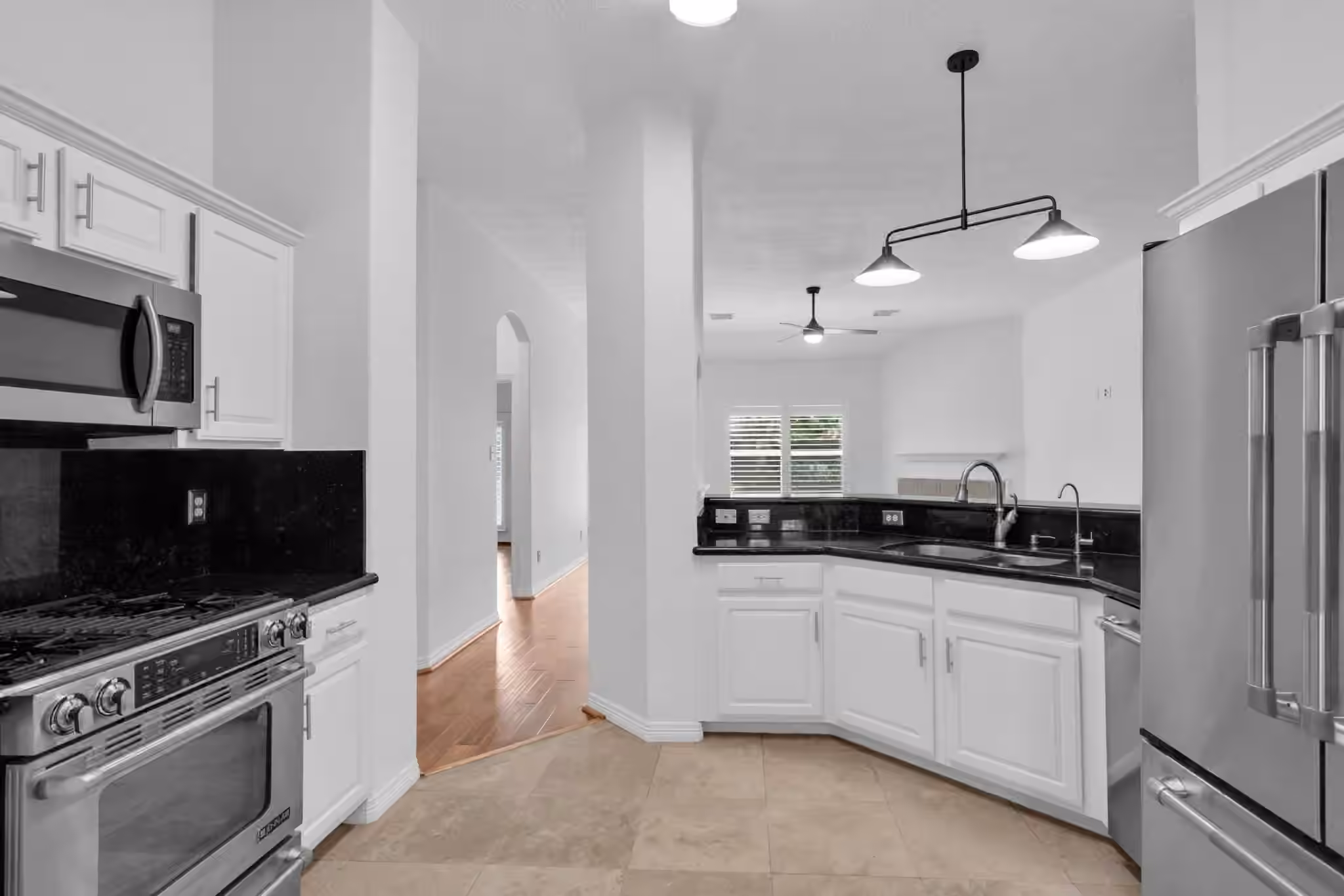 Photo 7 of 26711 CYPRESSWOOD DR, Spring, TX