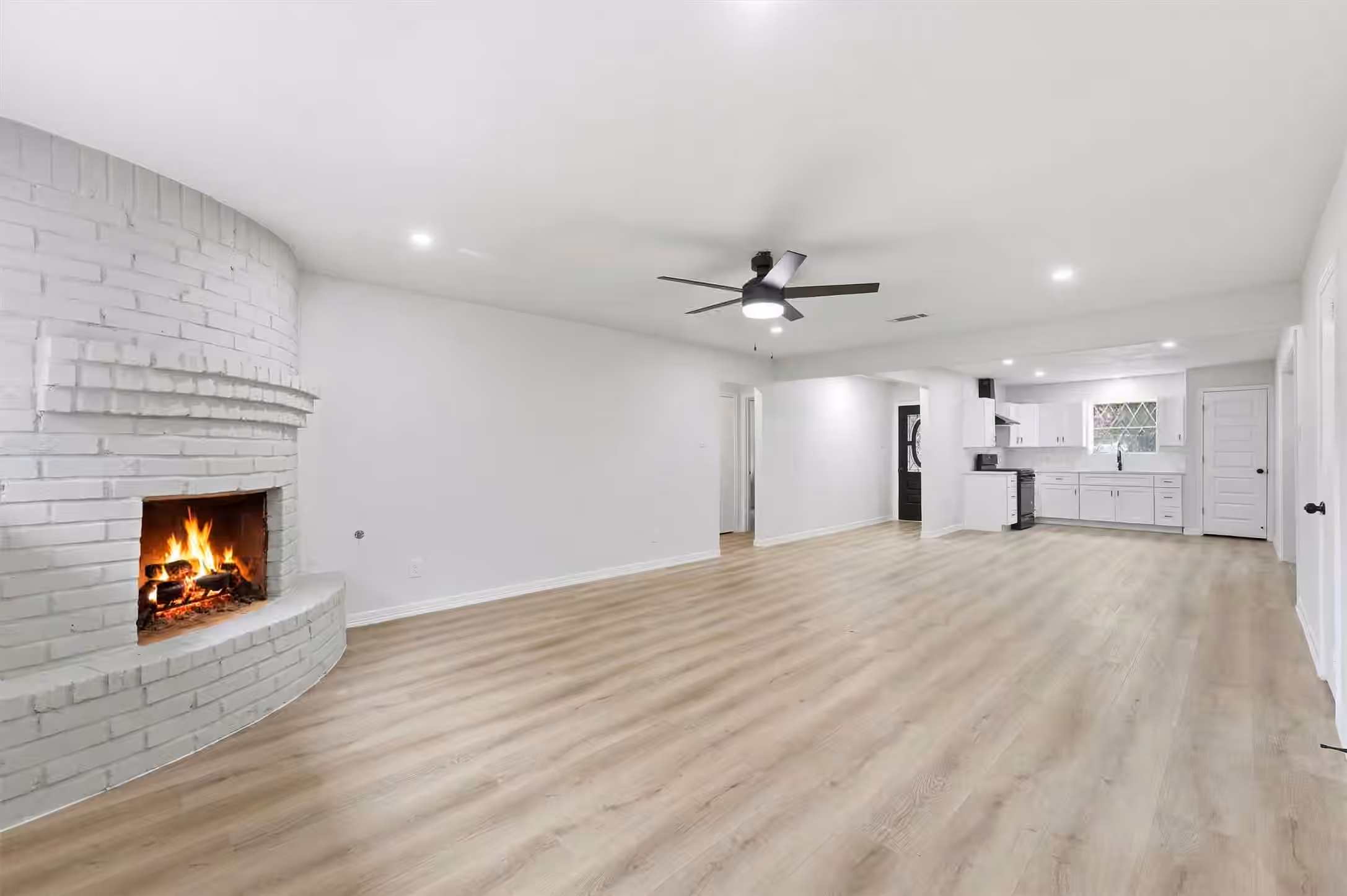 Photo 6 of 719 Cherry Valley Drive, Houston, TX