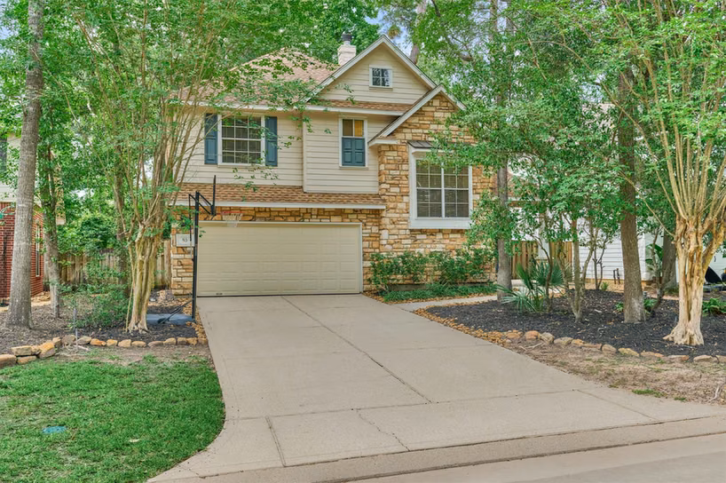 Photo of 93 N Apple Springs Circle, The Woodlands, TX 77382