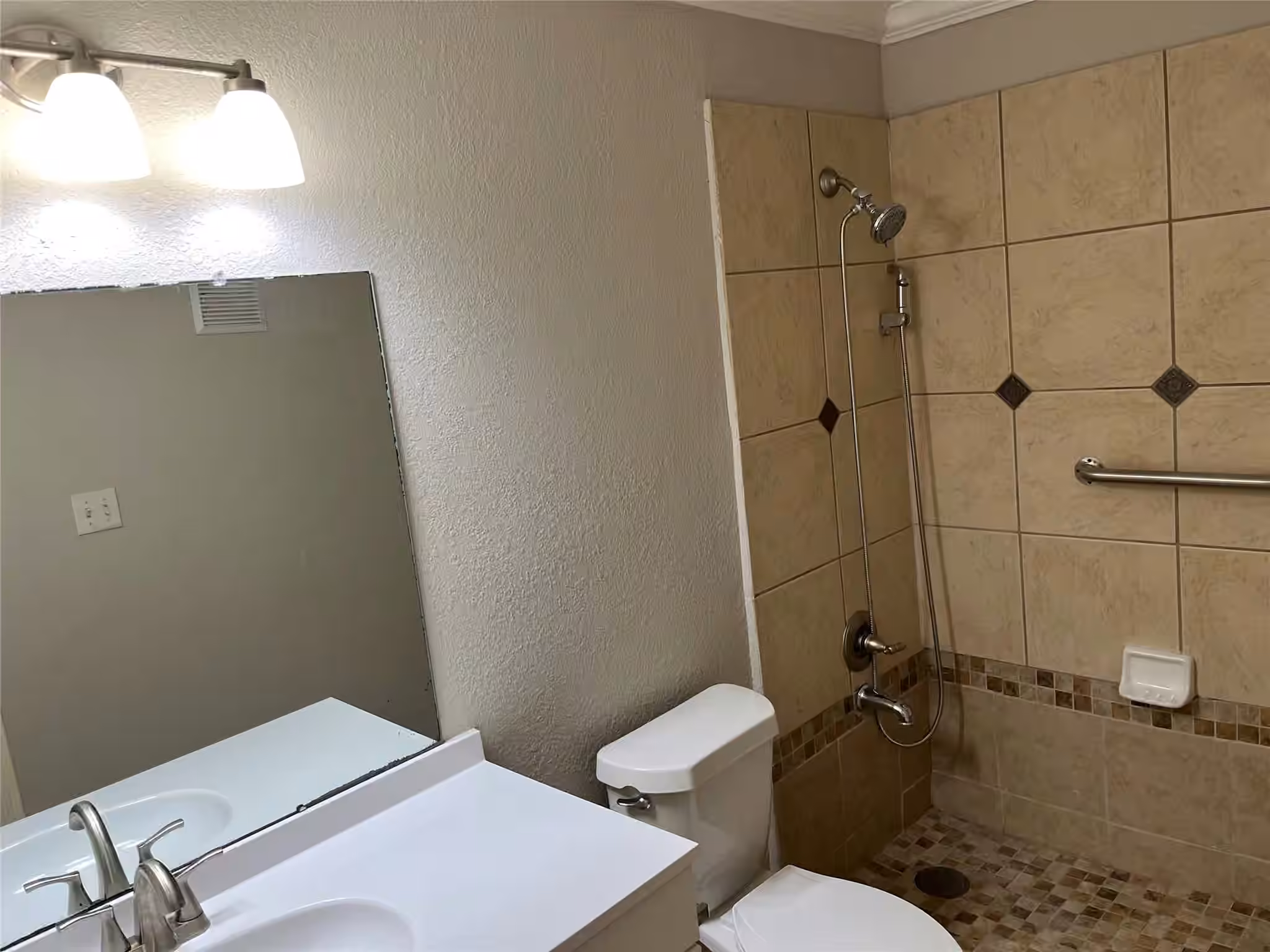Photo 5 of 260 El Dorado Boulevard 805, Houston, TX