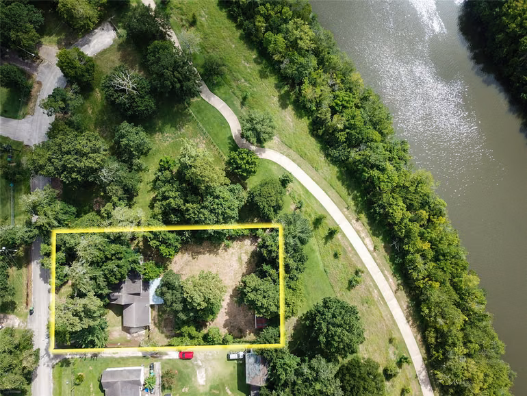 Photo 2 of 4039 Wyne Street, Houston, TX