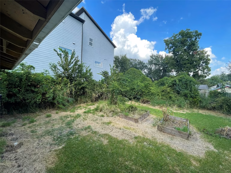 Photo 7 of 3718 Robertson Street, Houston, TX