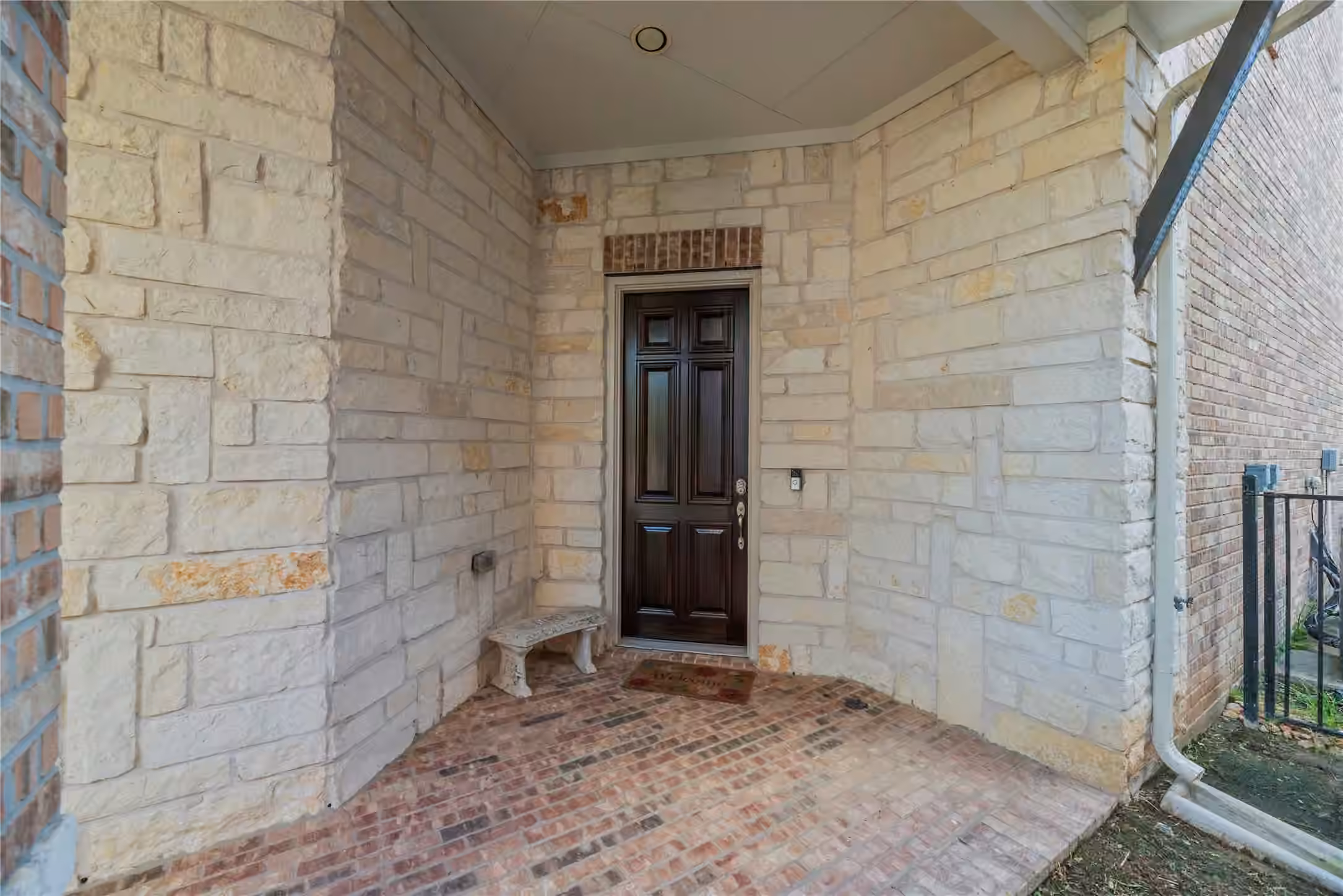 Photo 3 of 17922 Olde Oaks Estate Court, Cypress, TX