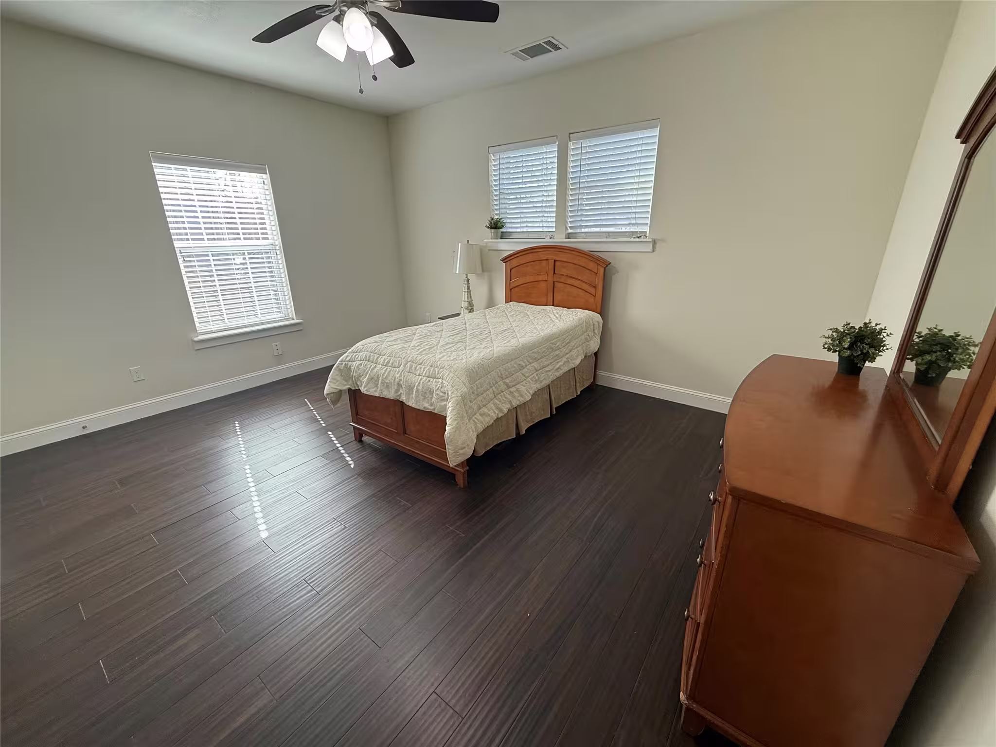 Photo 5 of 7125 Avenue E, Houston, TX