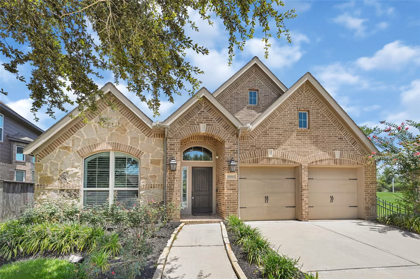 Photo of 10111 Gentle River Way, Missouri City, TX