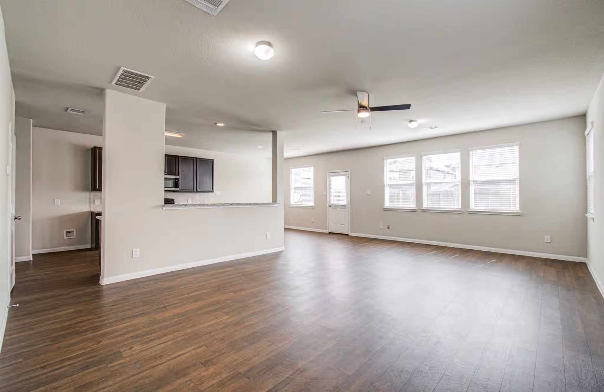 Photo 6 of 3319 Atascocita Vale Drive, Humble, TX