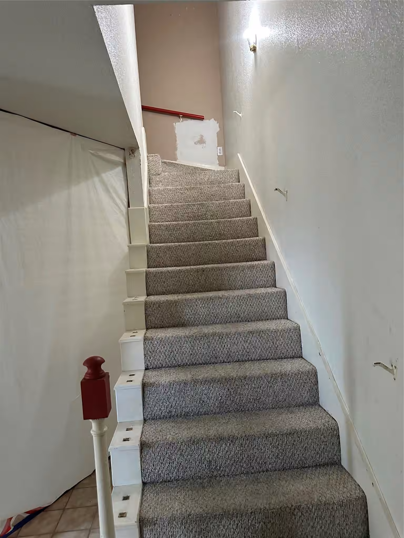 Photo 3 of 10149 Kemp Forest Drive, Houston, TX