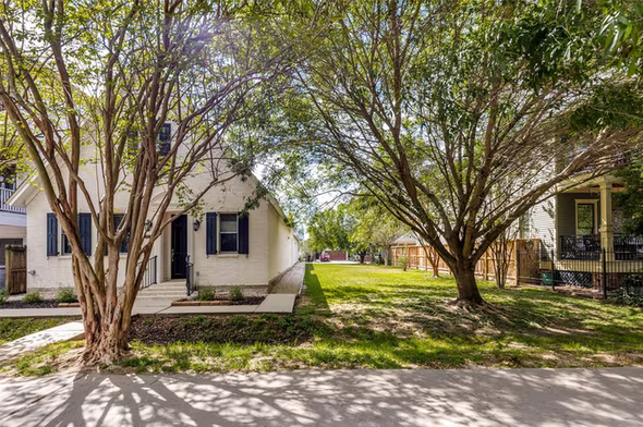 Photo 4 of 927 Nicholson Street, Houston, TX
