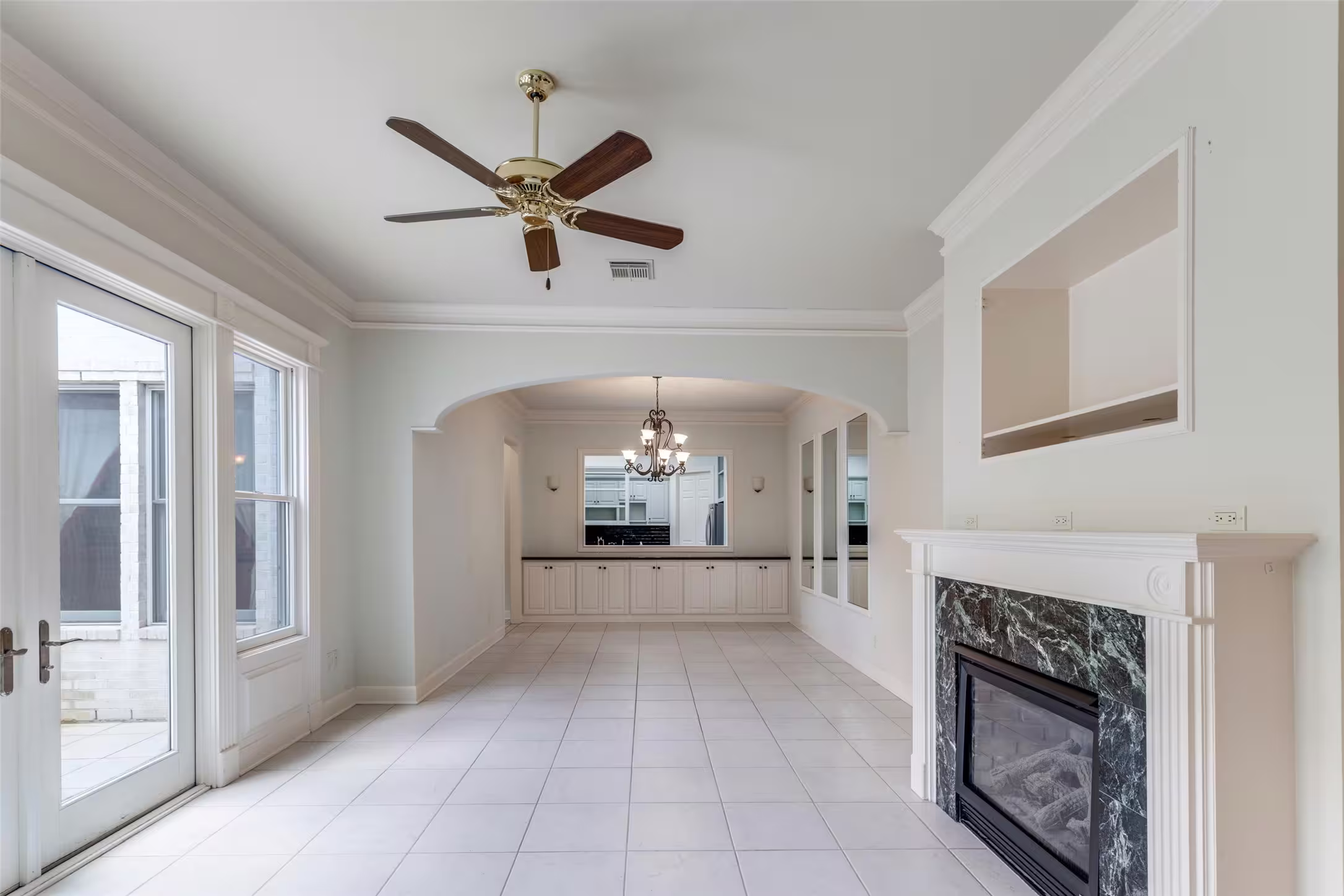 Photo 6 of 927 Nicholson Street, Houston, TX