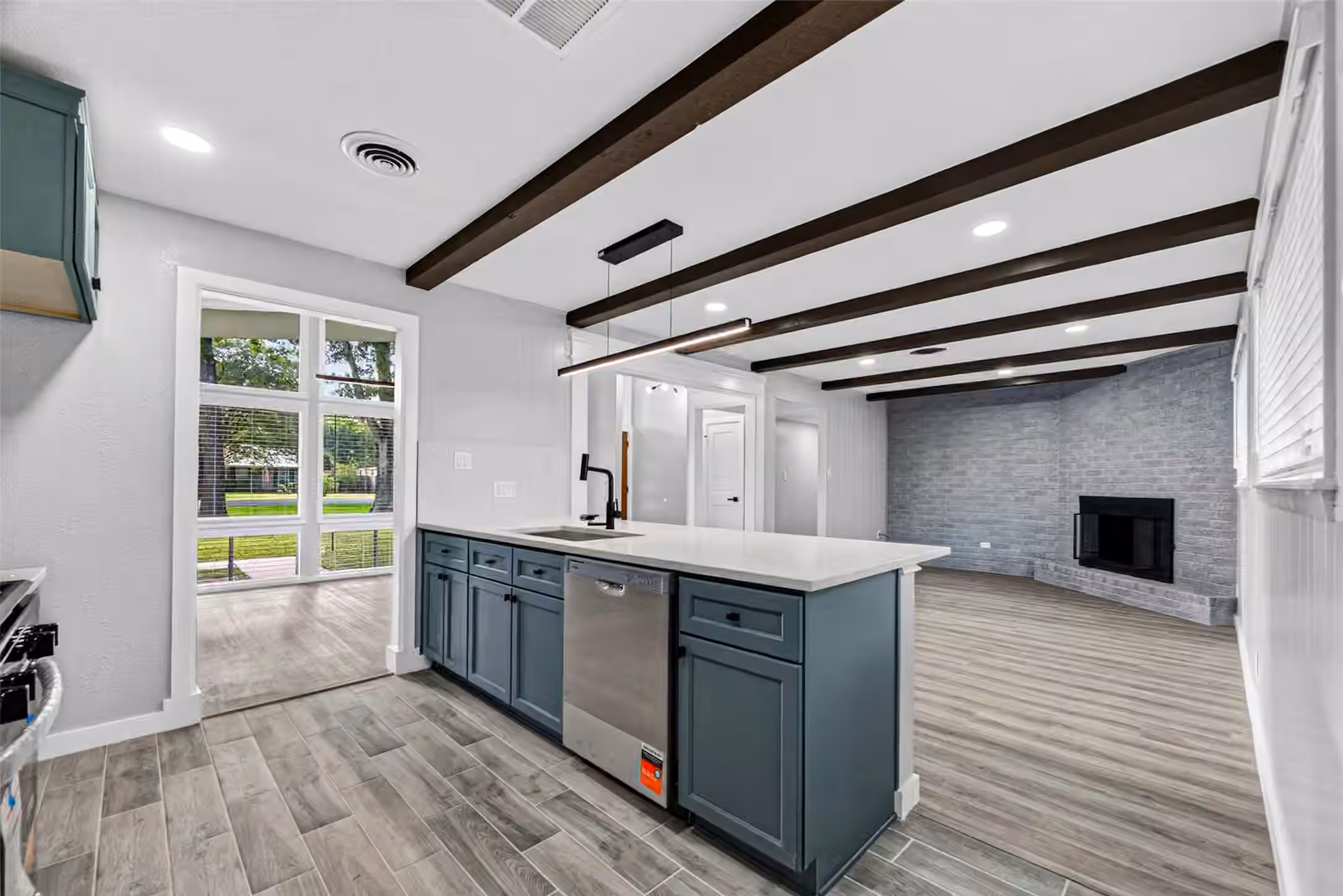Photo of 11619 Possum Hollow Lane, Houston, TX