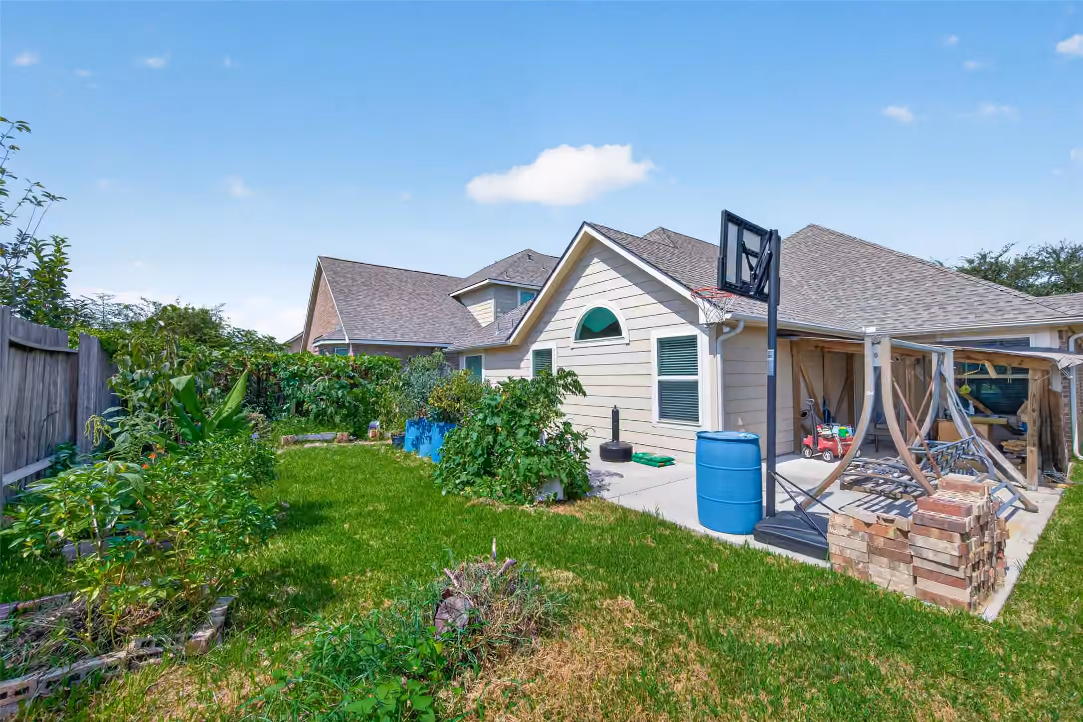 Photo 6 of 15307 Skyhill Drive, Cypress, TX