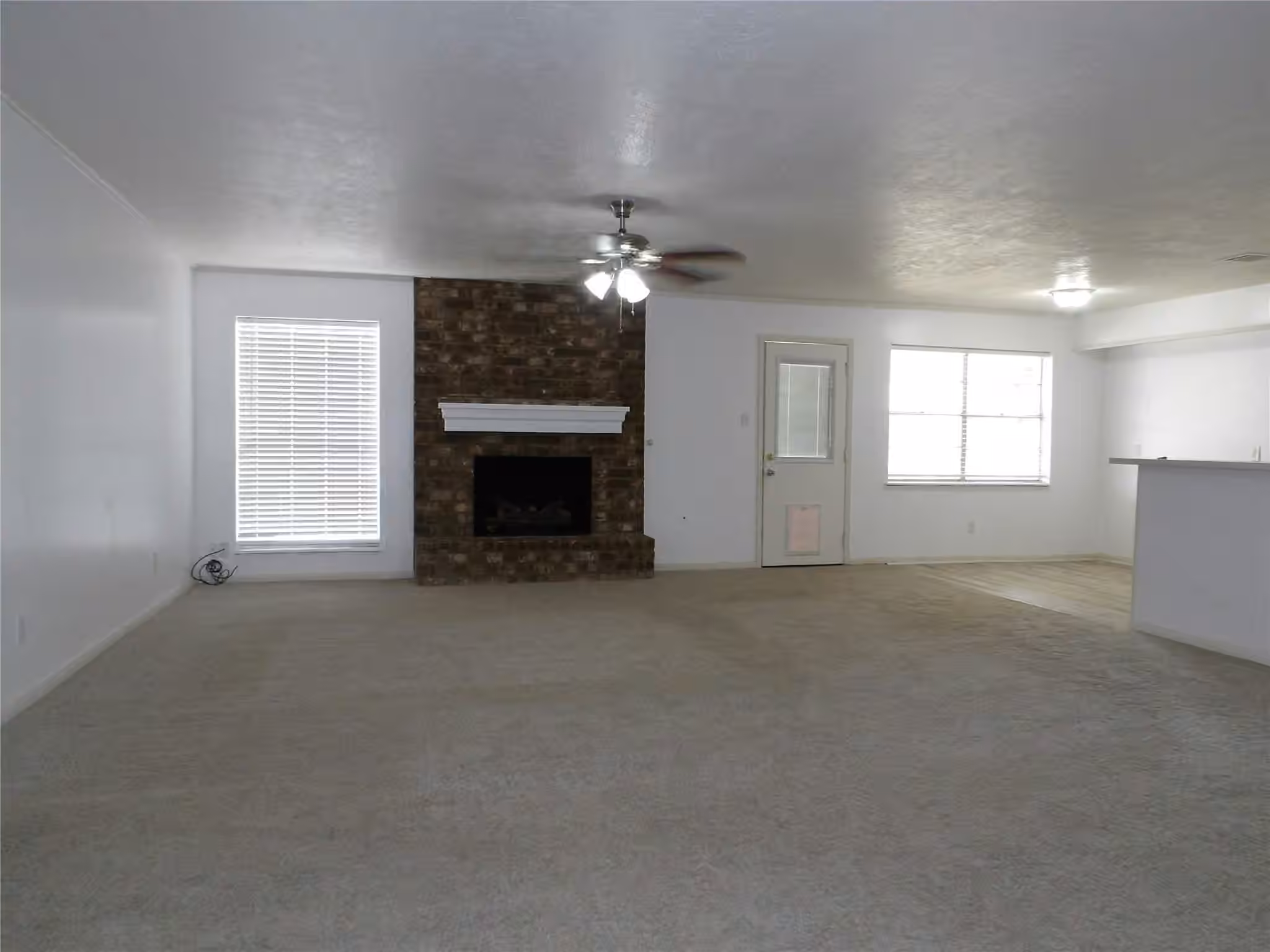 Photo 2 of 2434 Tyler Lane, Deer Park, TX